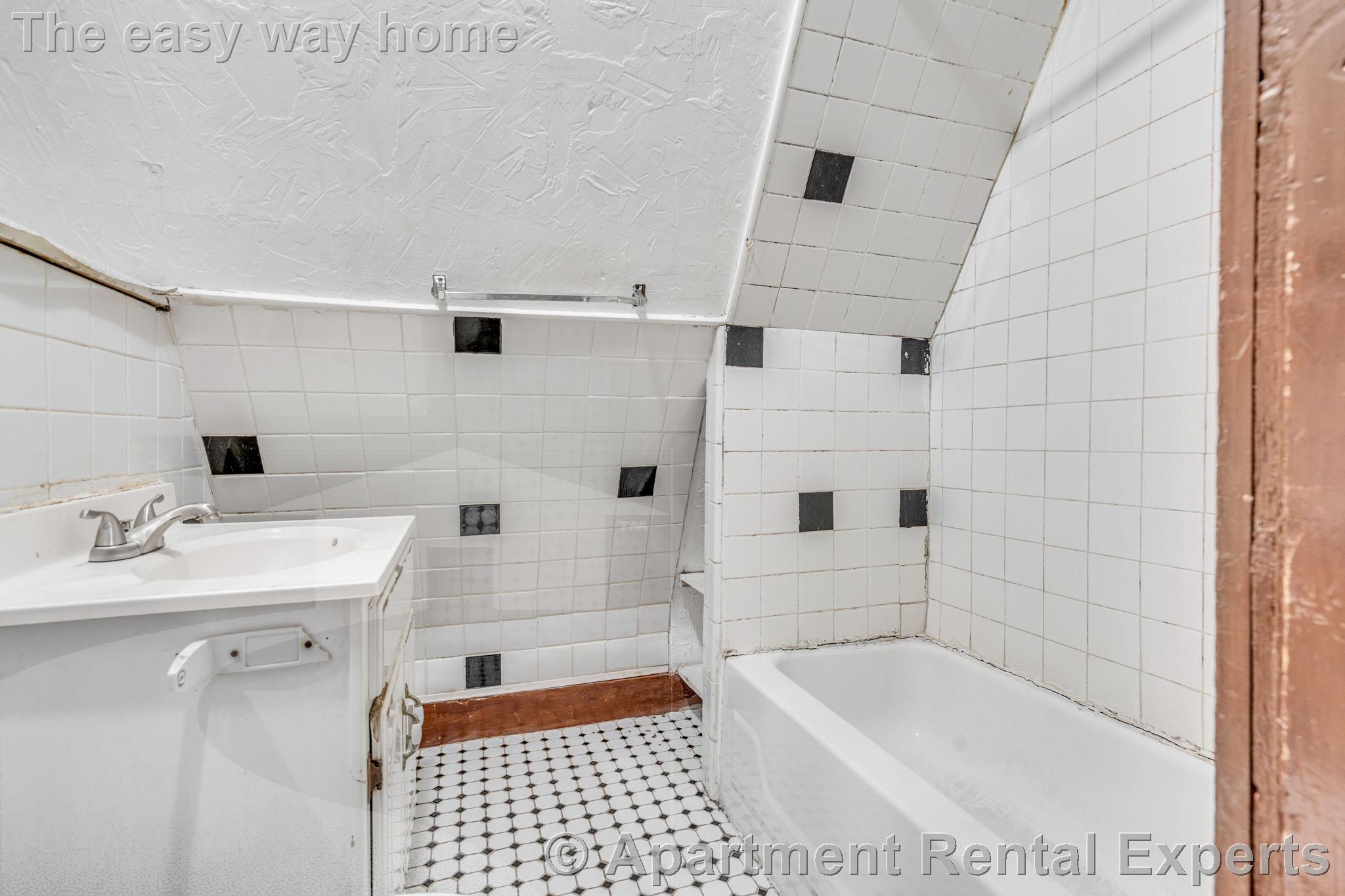 43 Bradley St, Winter Hill