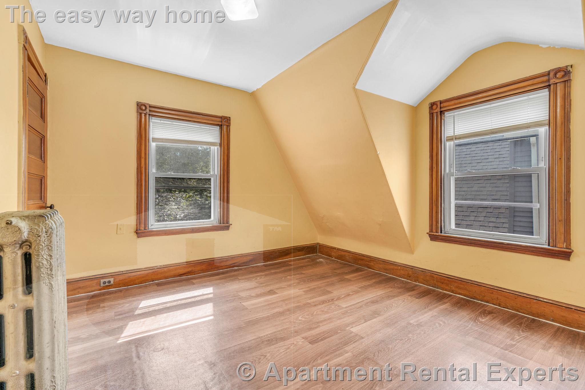 43 Bradley St, Winter Hill