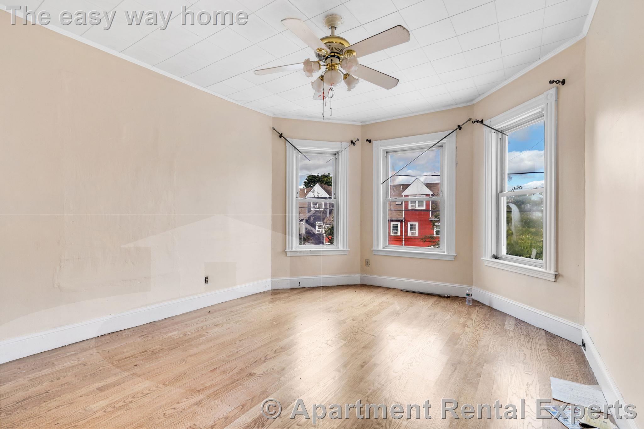 43 Bradley St, Winter Hill