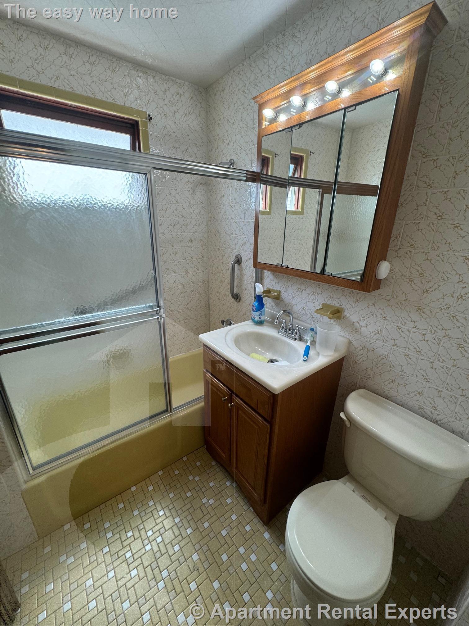 30A Medford St, Ball Square