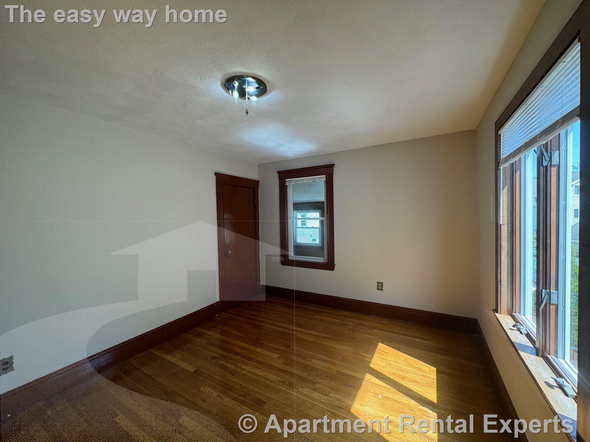 30A Medford St, Ball Square