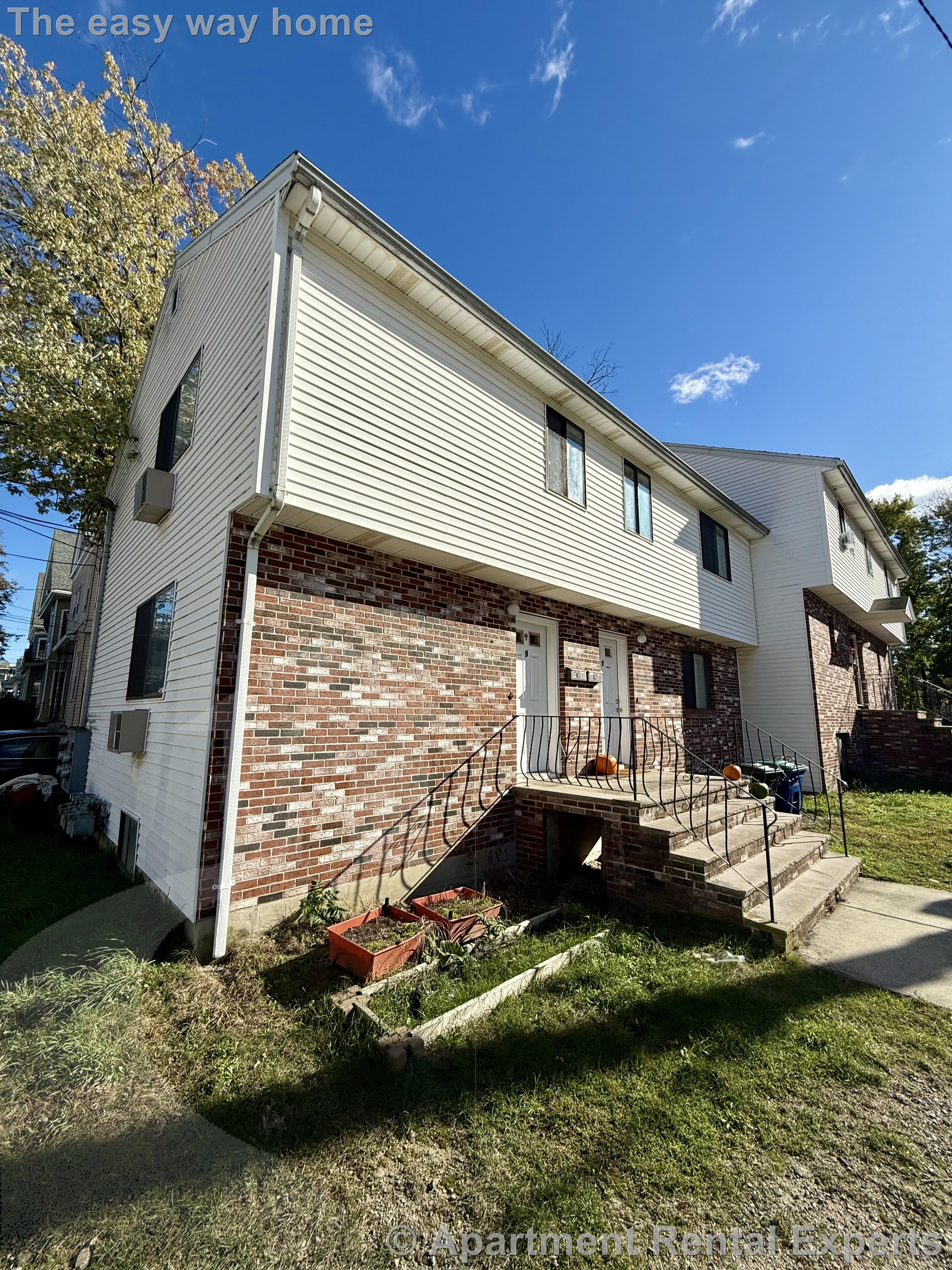 9 Highland Rd, Davis Square