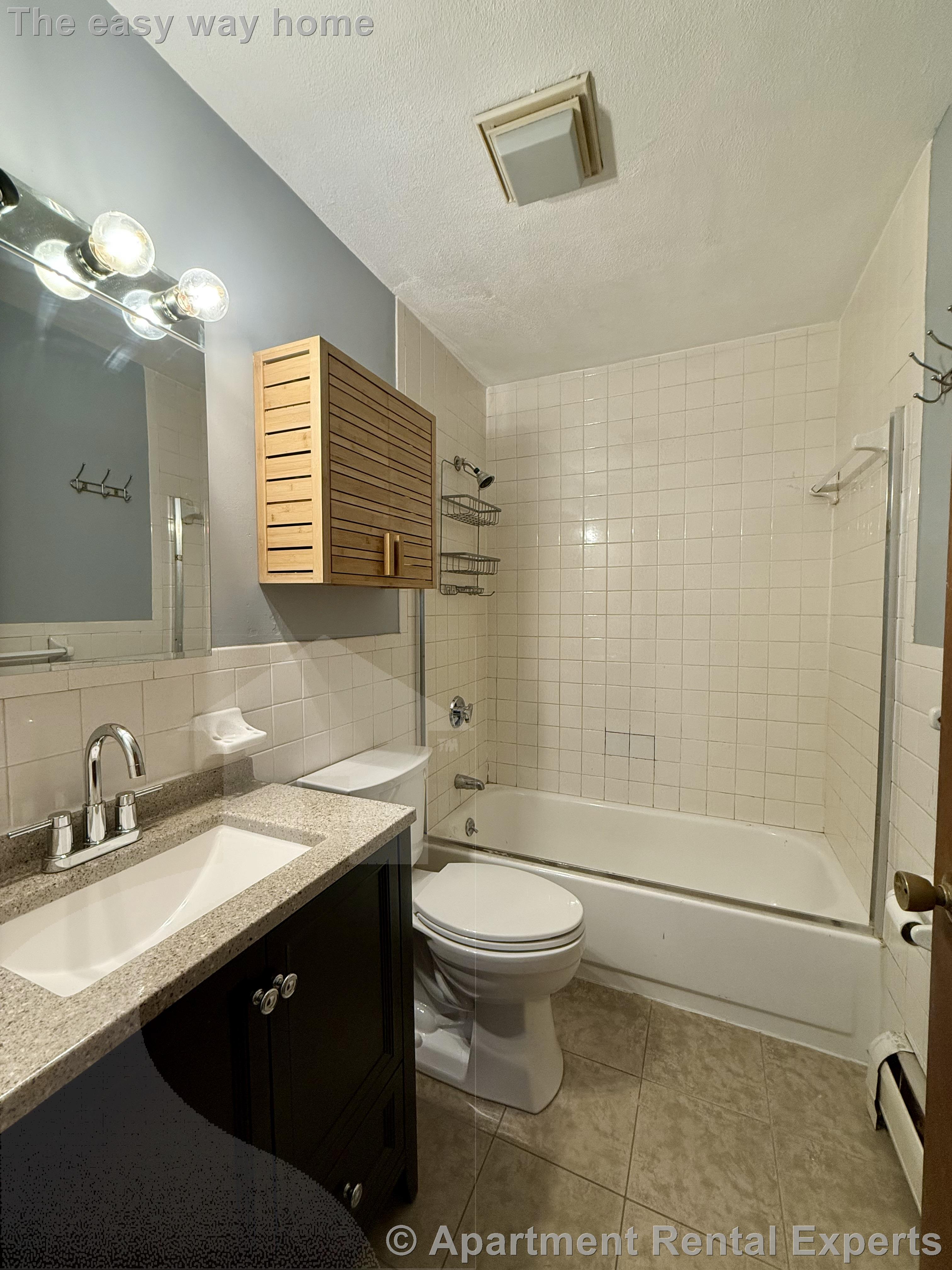 9 Highland Rd, Davis Square