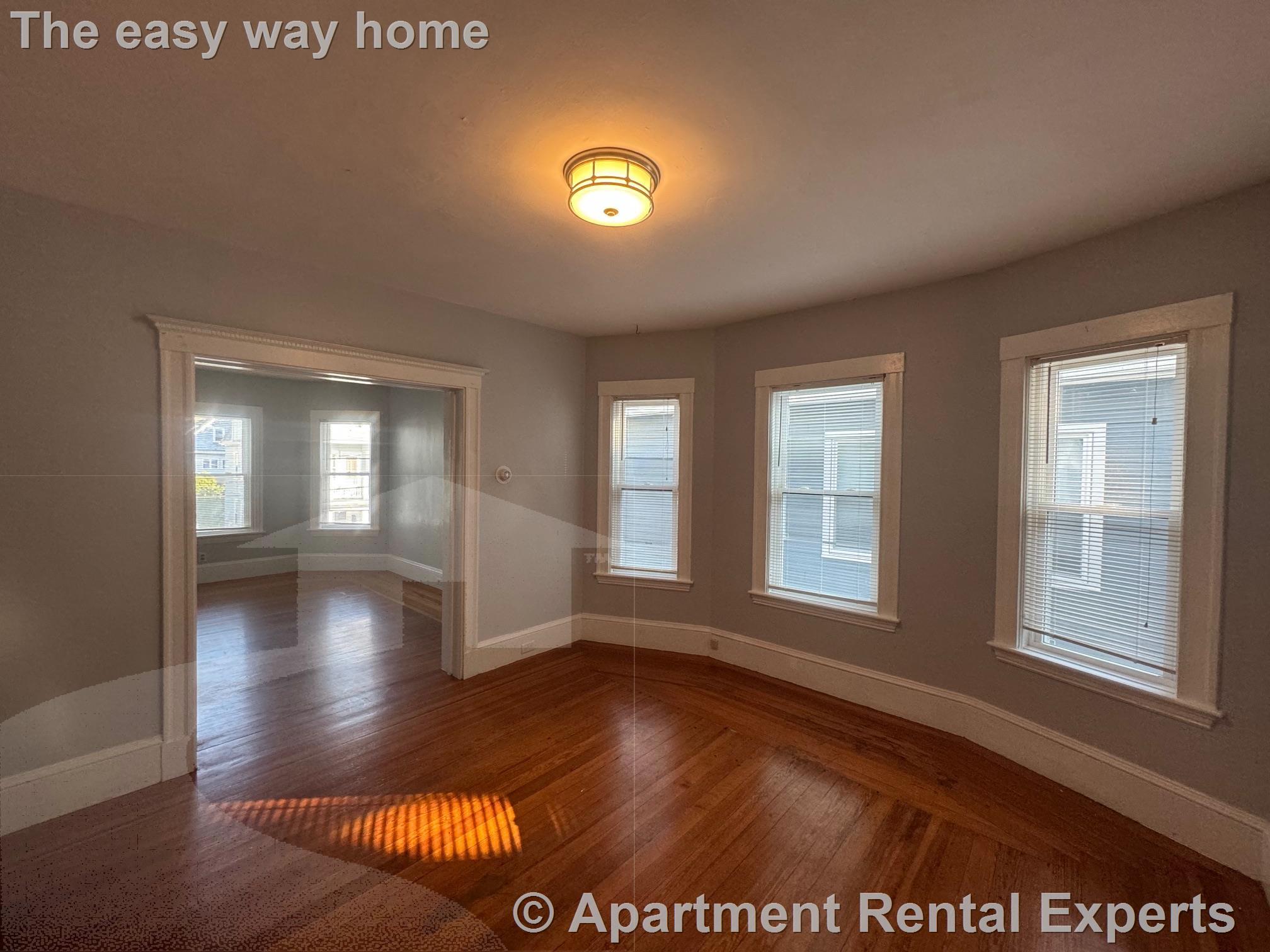 15 Bay State Ave, Davis Square