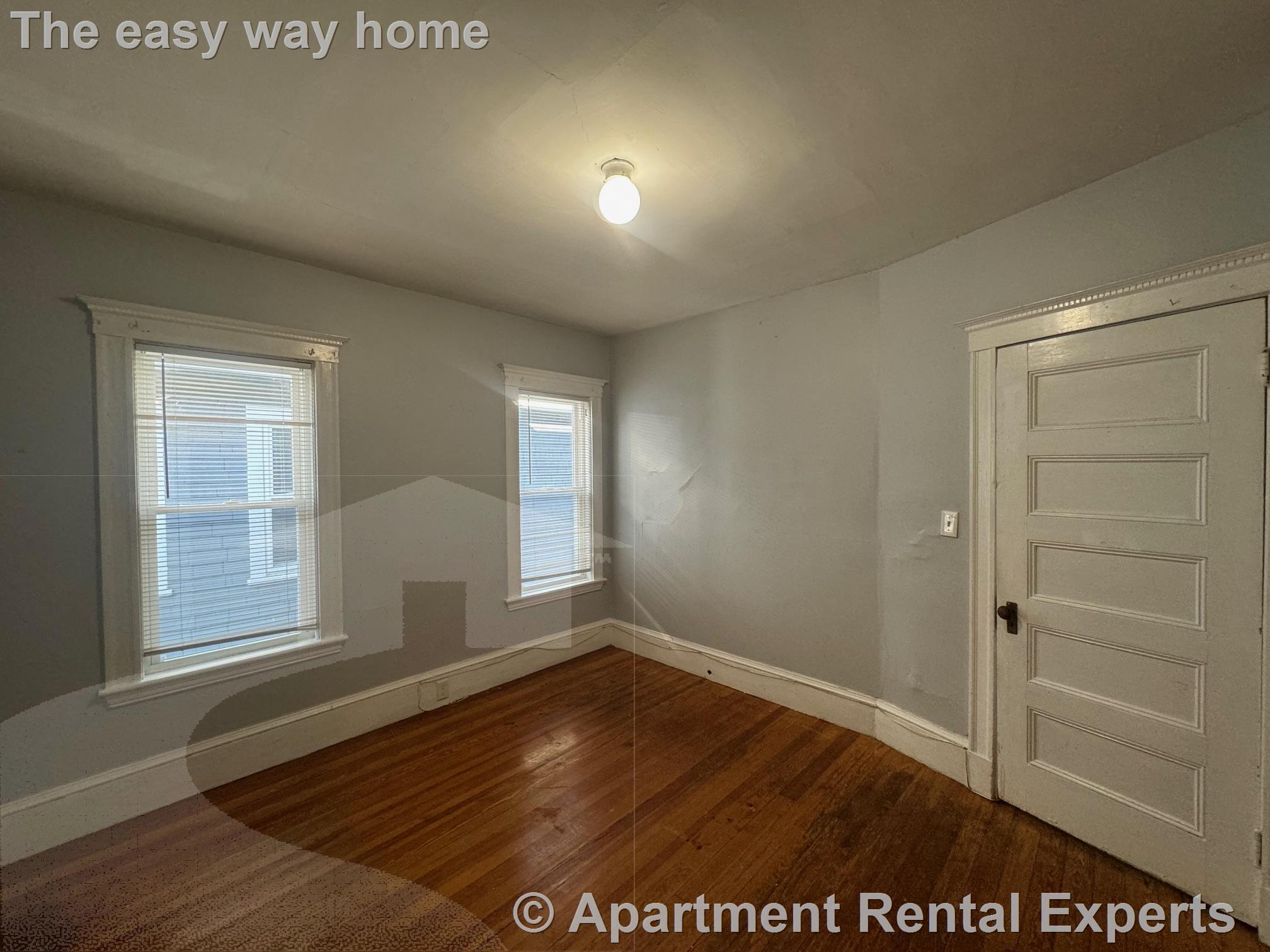 15 Bay State Ave, Davis Square