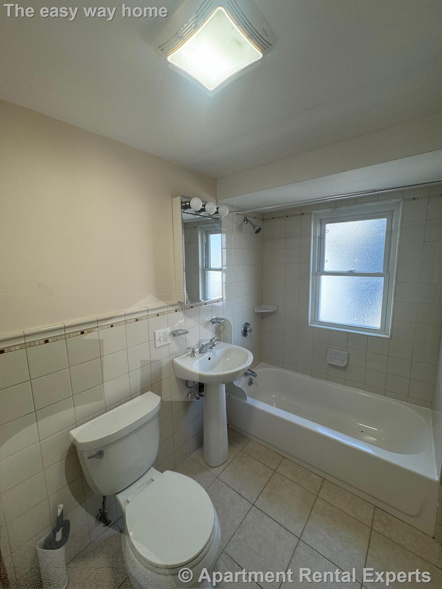 15 Bay State Ave, Davis Square