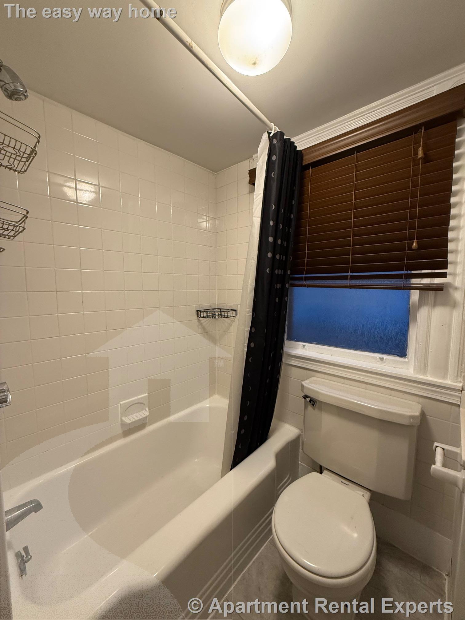 32 Grace St, Malden Center