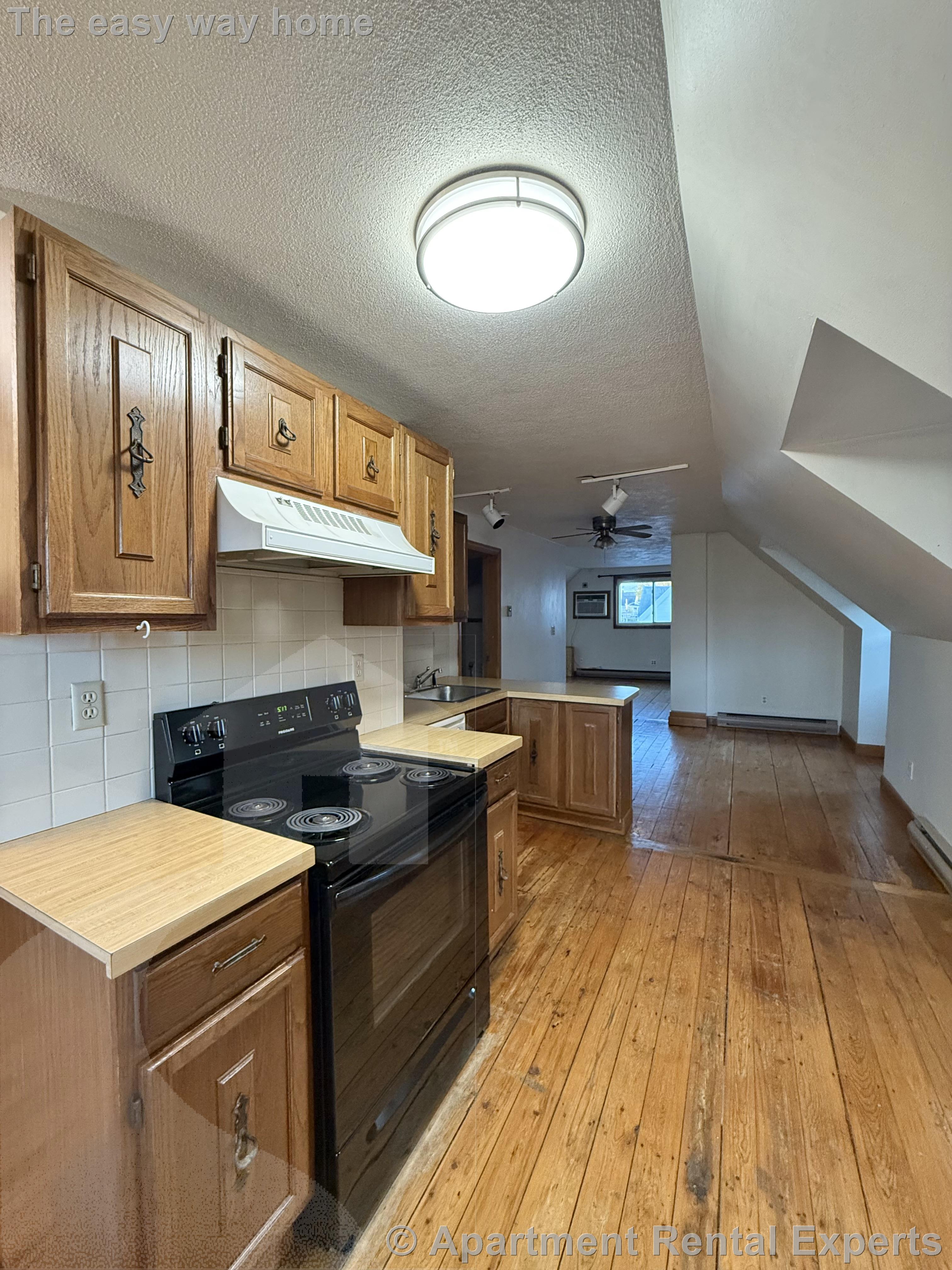 51 Newbern Ave, Ball Square