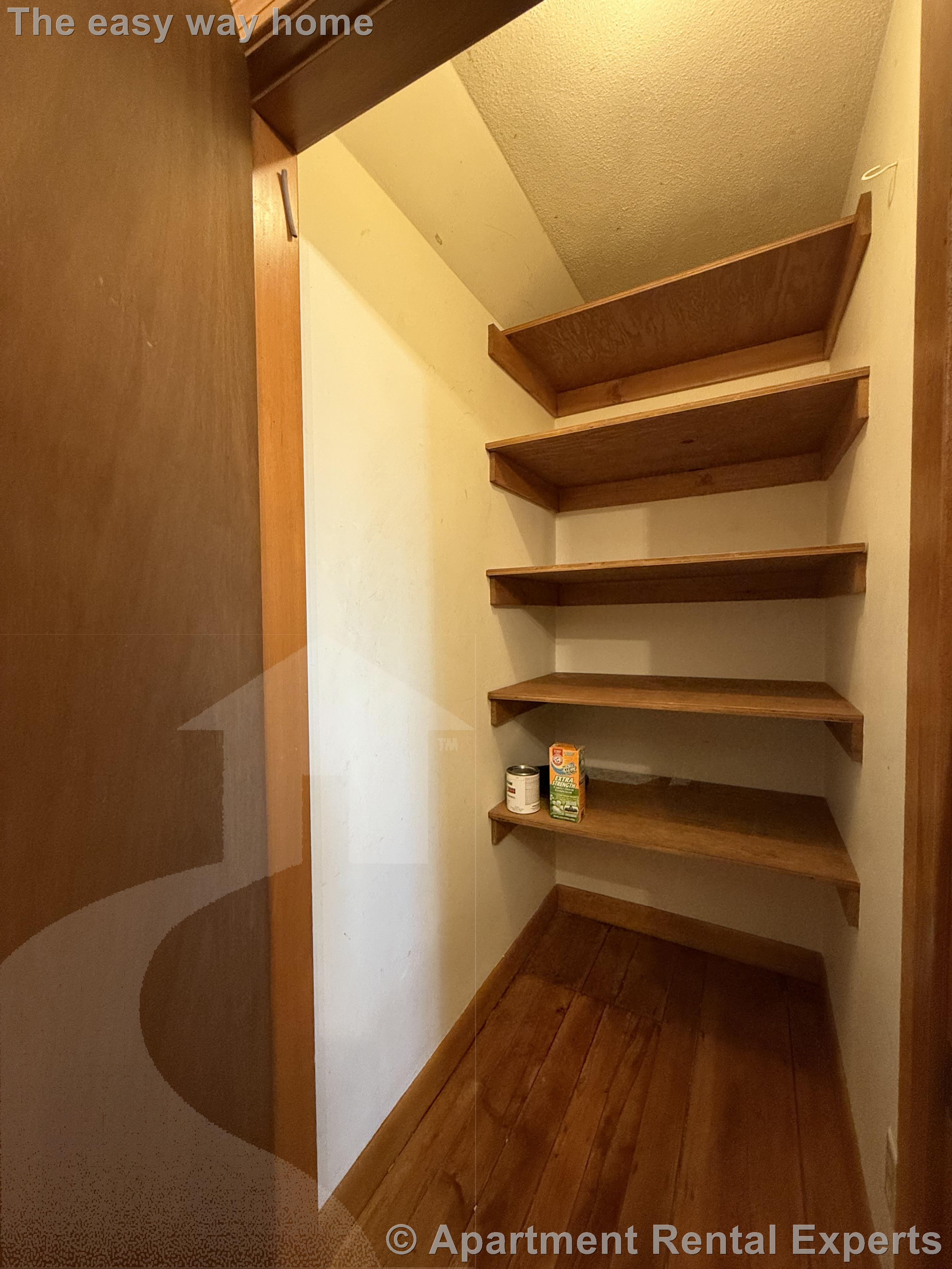 51 Newbern Ave, Ball Square