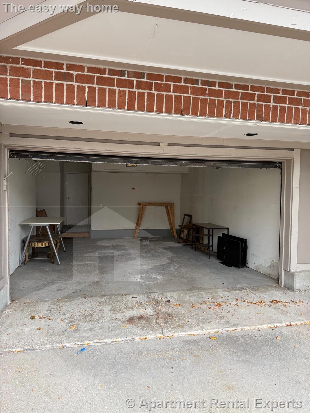 24 Chestnut St, Cambridgeport