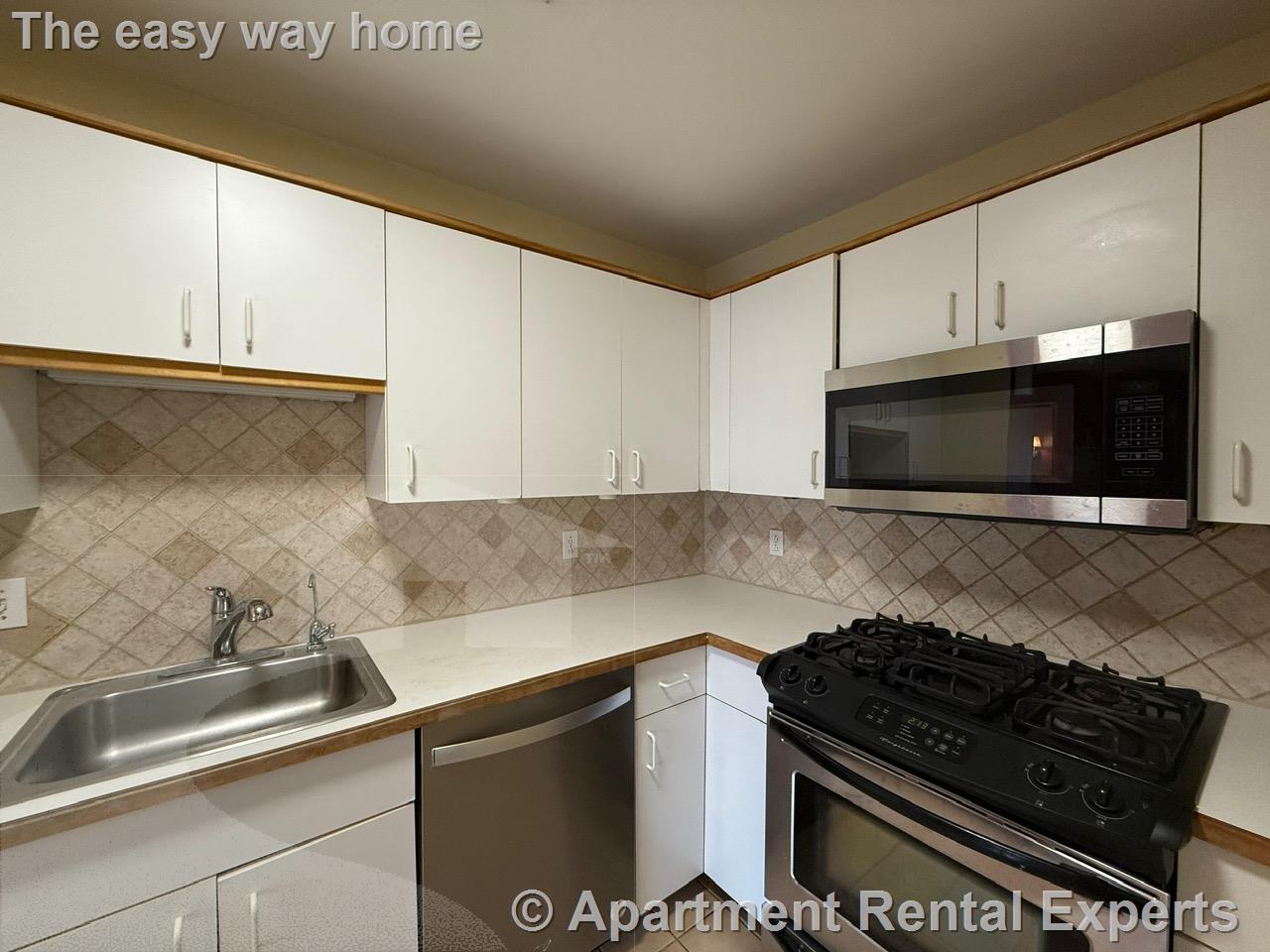 24 Chestnut St, Cambridgeport