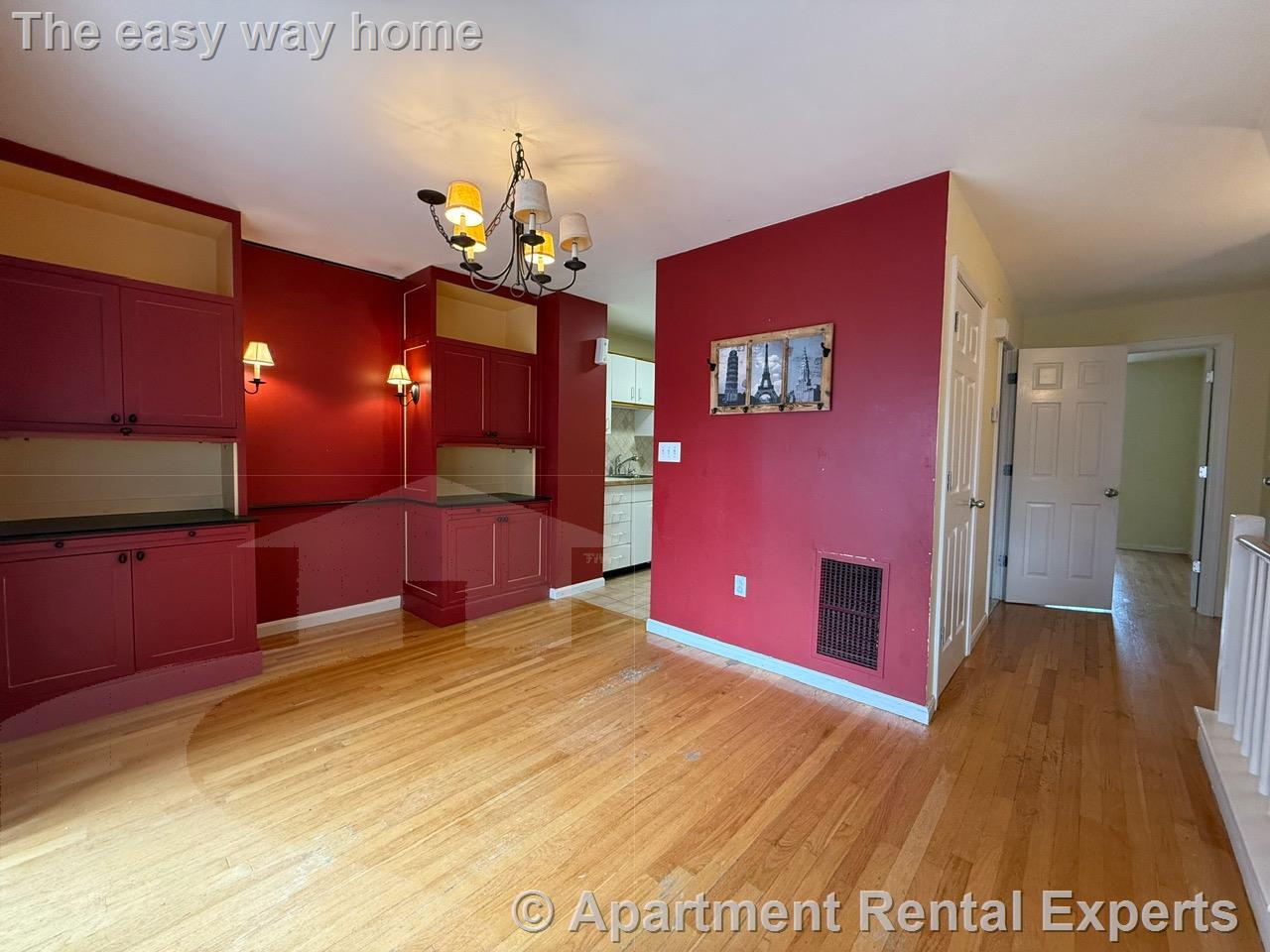 24 Chestnut St, Cambridgeport