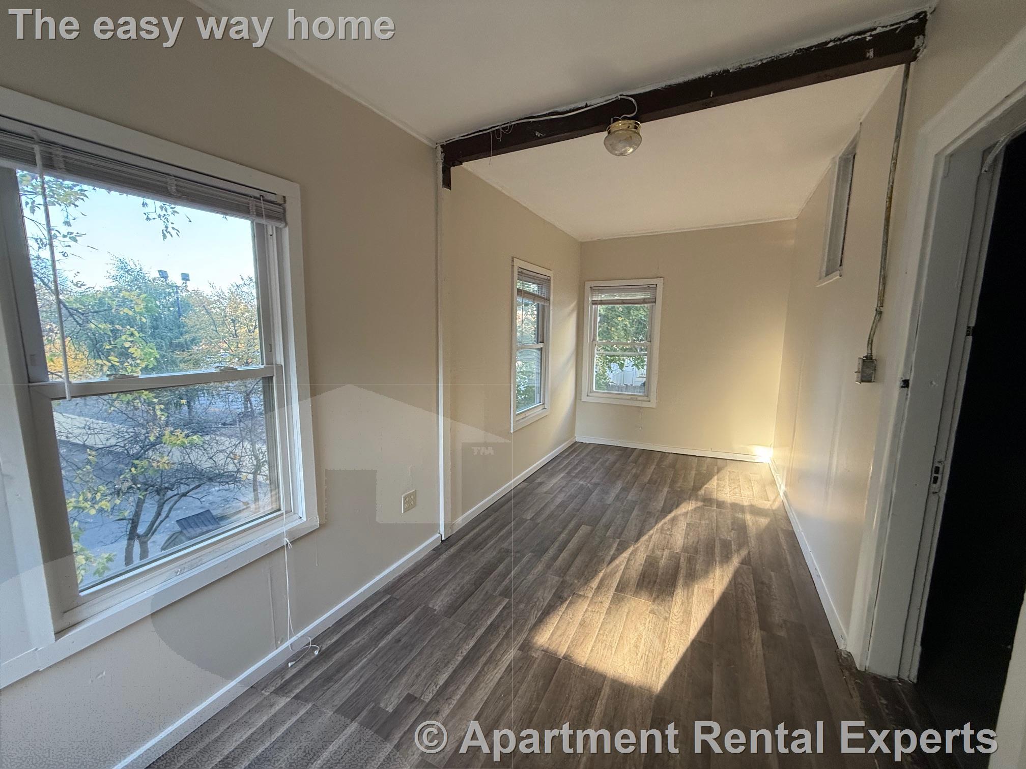 13 Waterhouse St, Teele Square