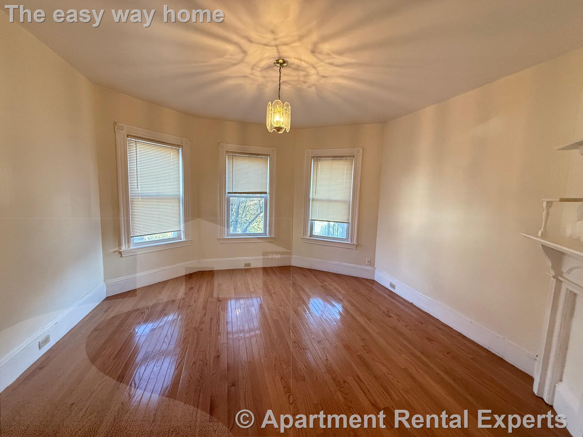 13 Waterhouse St, Teele Square