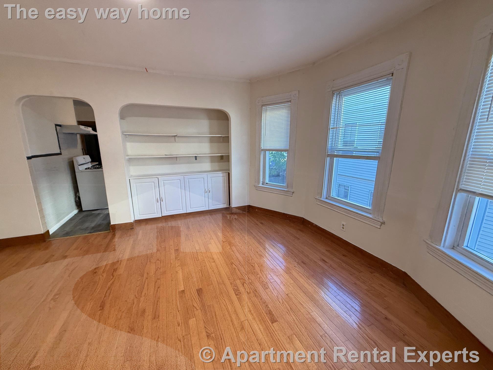 13 Waterhouse St, Teele Square