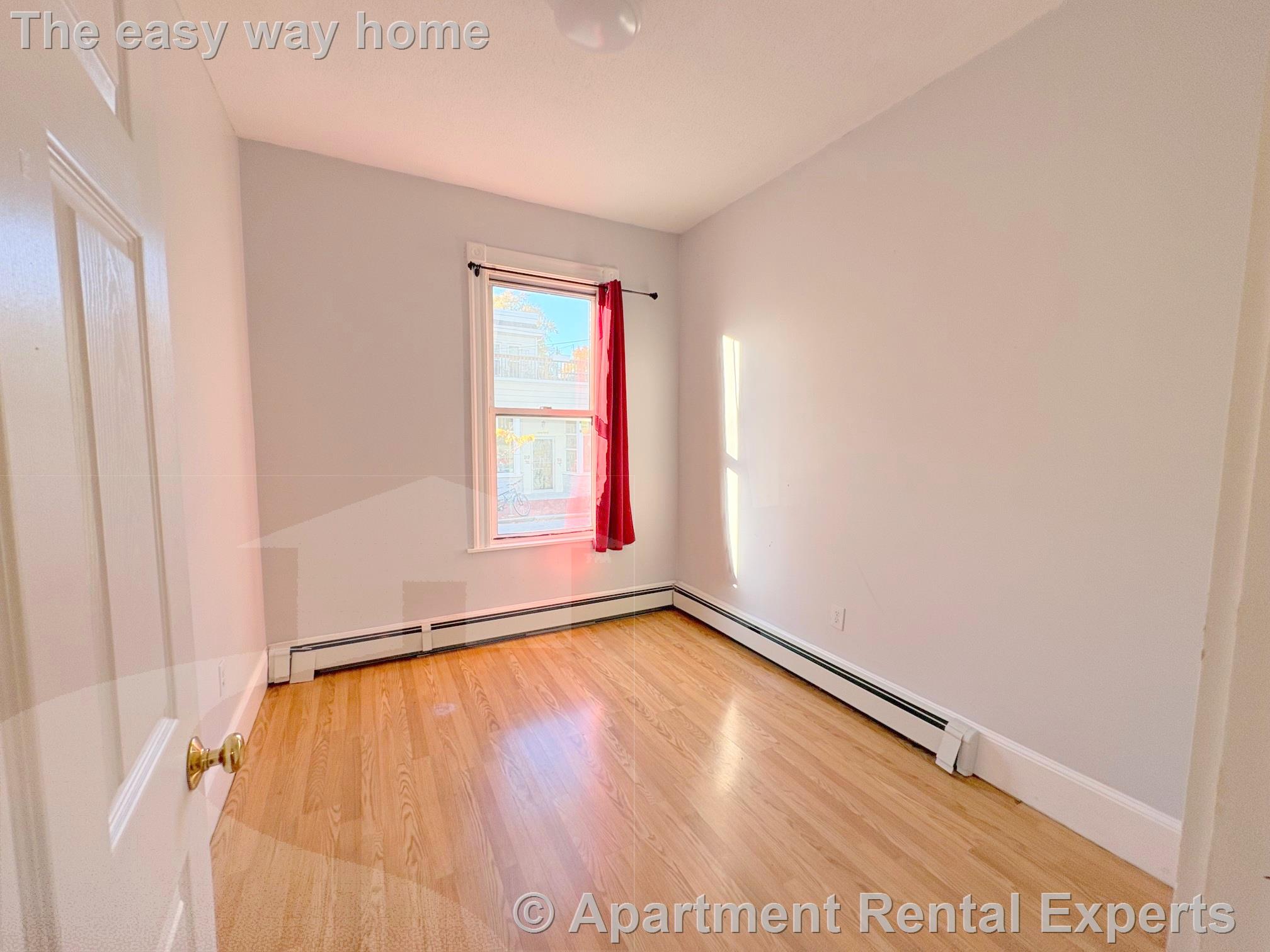 90 Norfolk St, Central Square