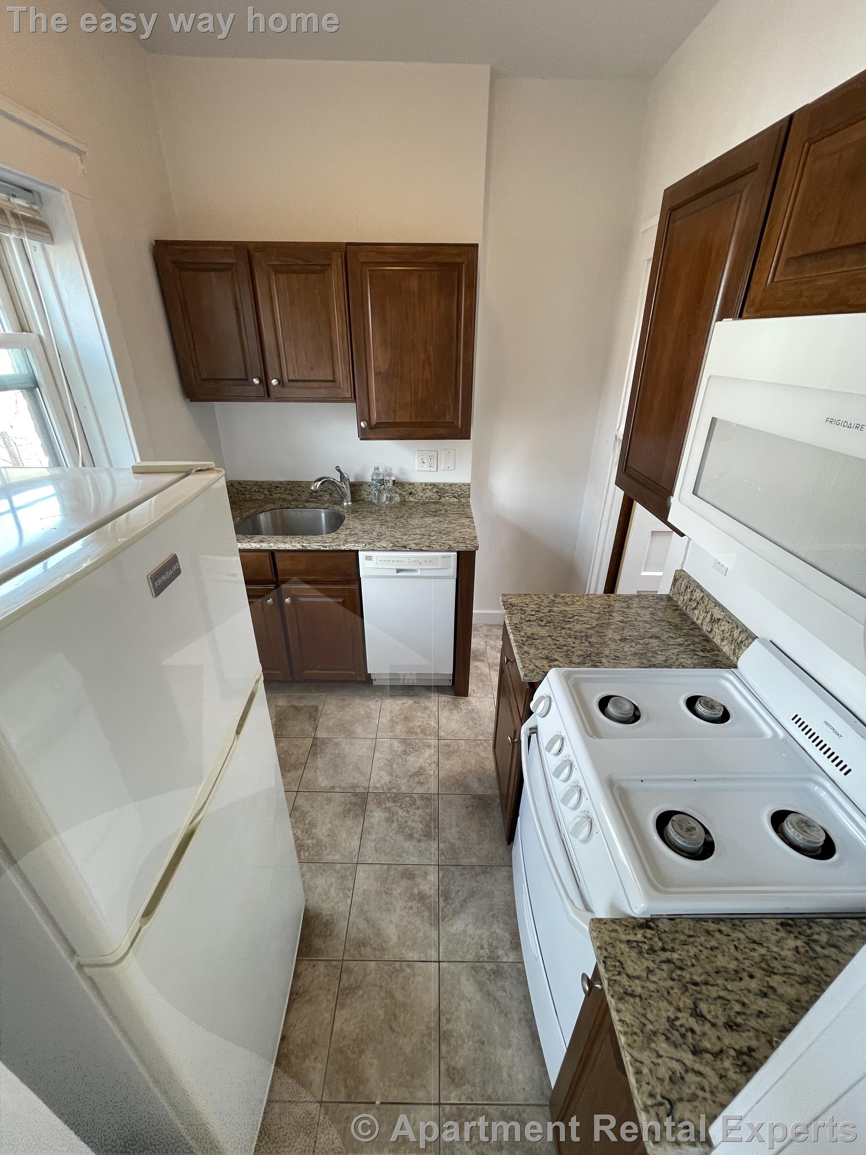 3 Linnaean St, Porter Square