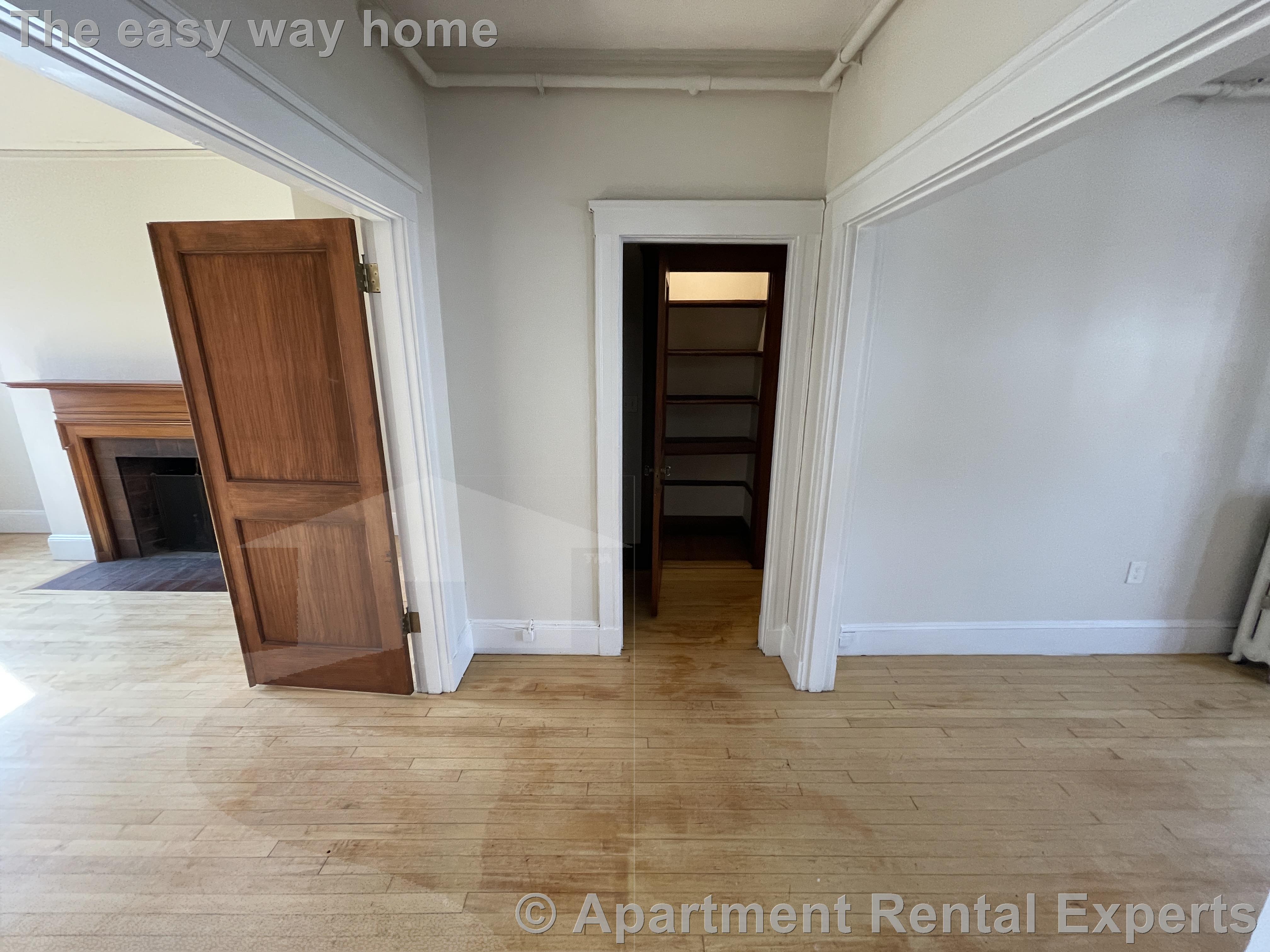 3 Linnaean St, Porter Square