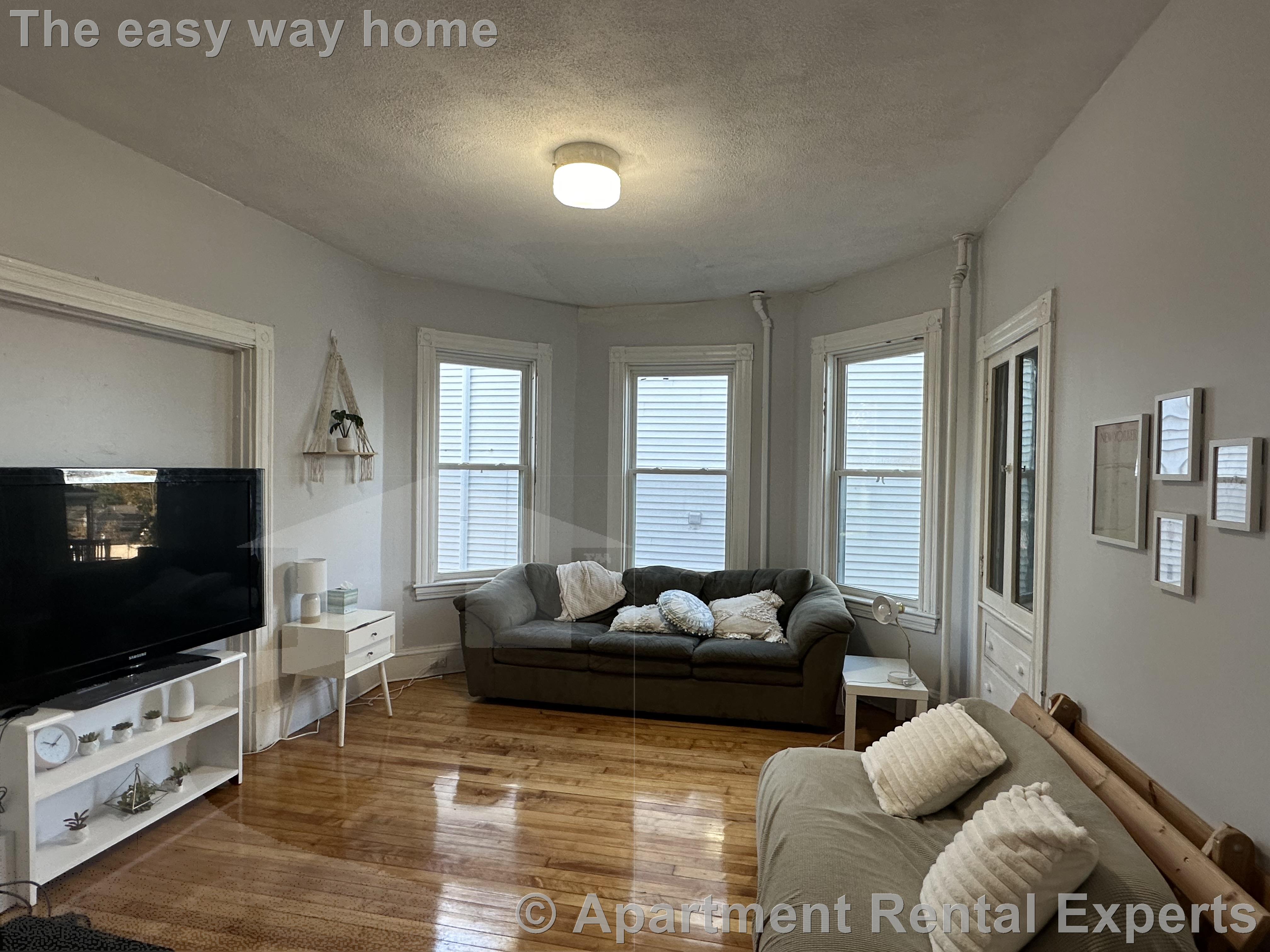 12 Fairmount St, Tufts