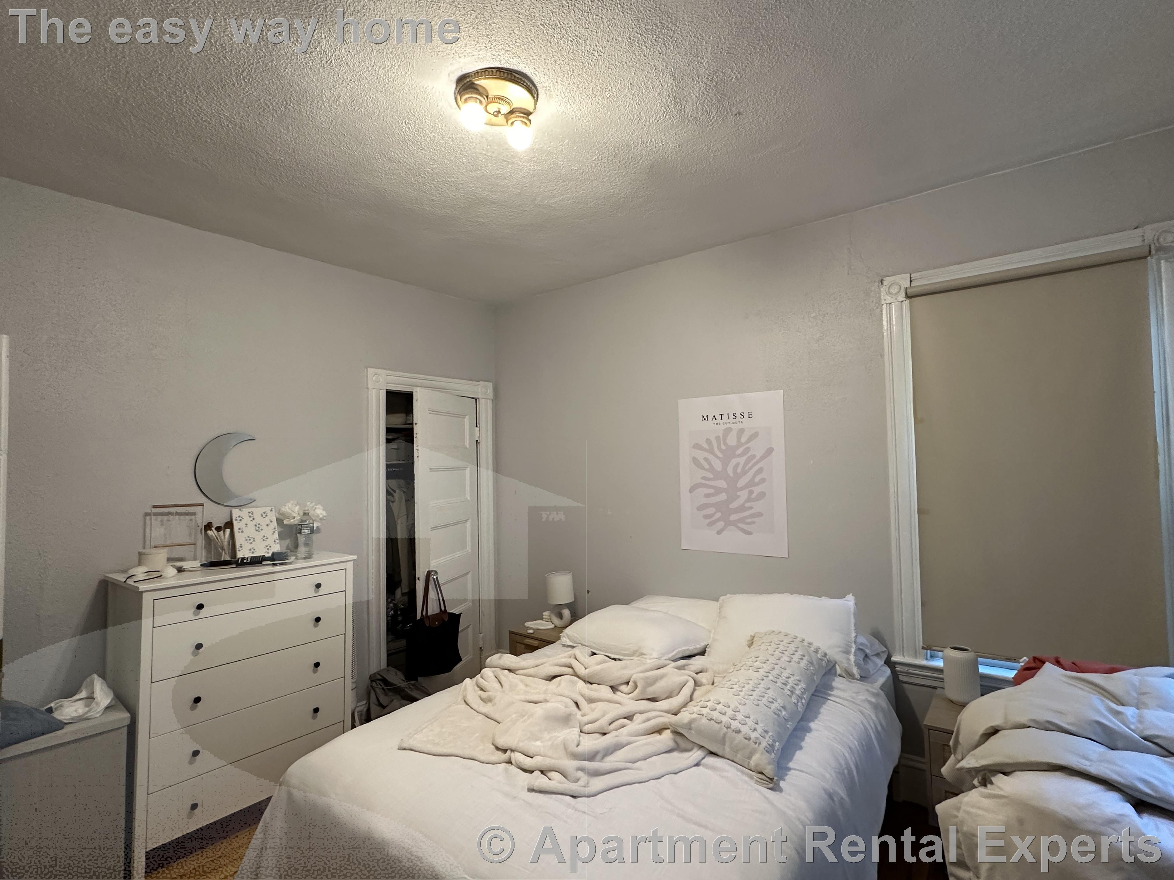 12 Fairmount St, Tufts