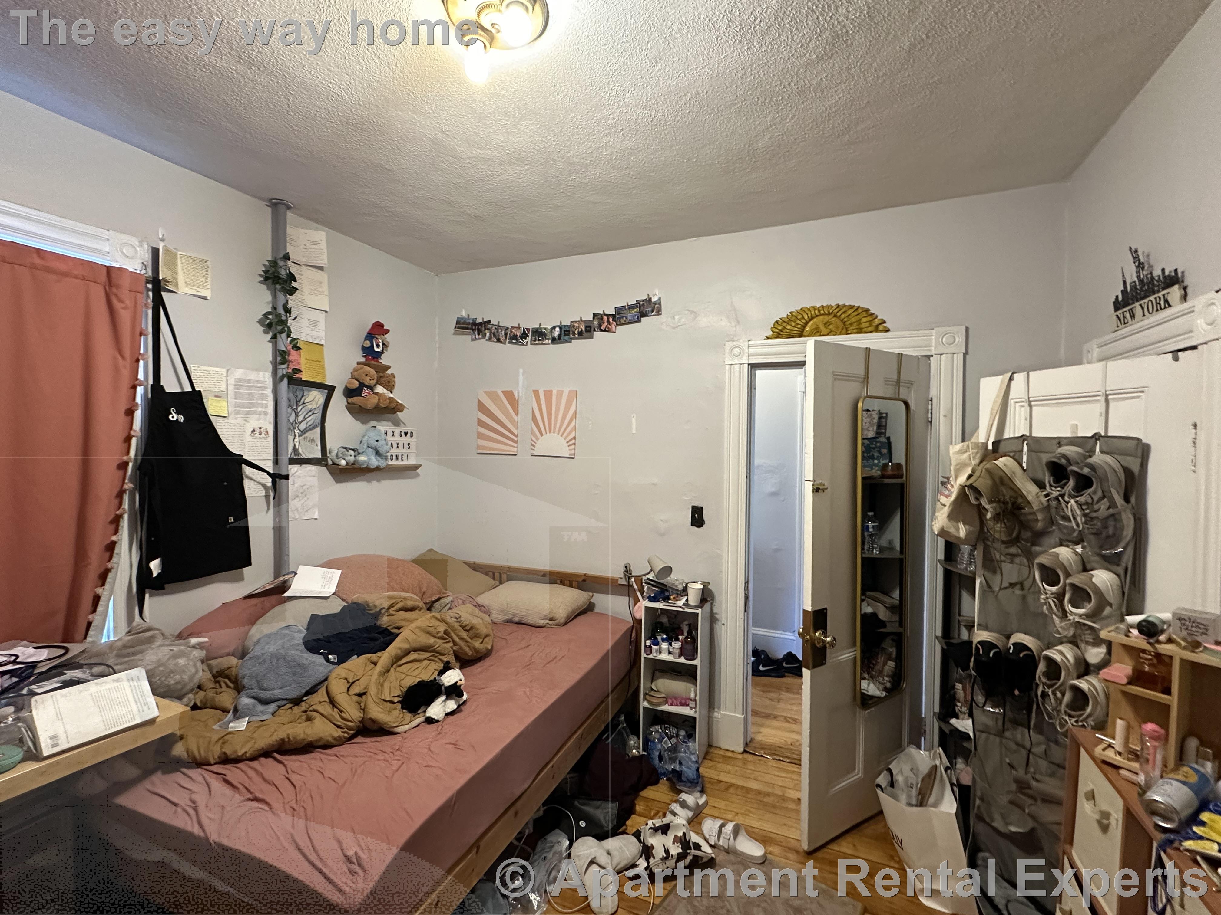 12 Fairmount St, Tufts