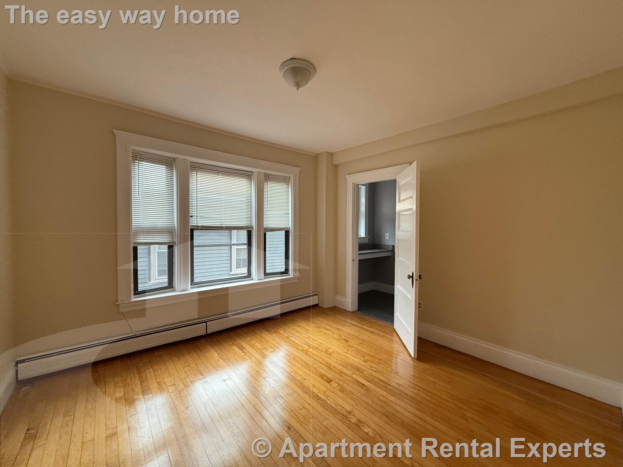 9 Upland Rd, Porter Square