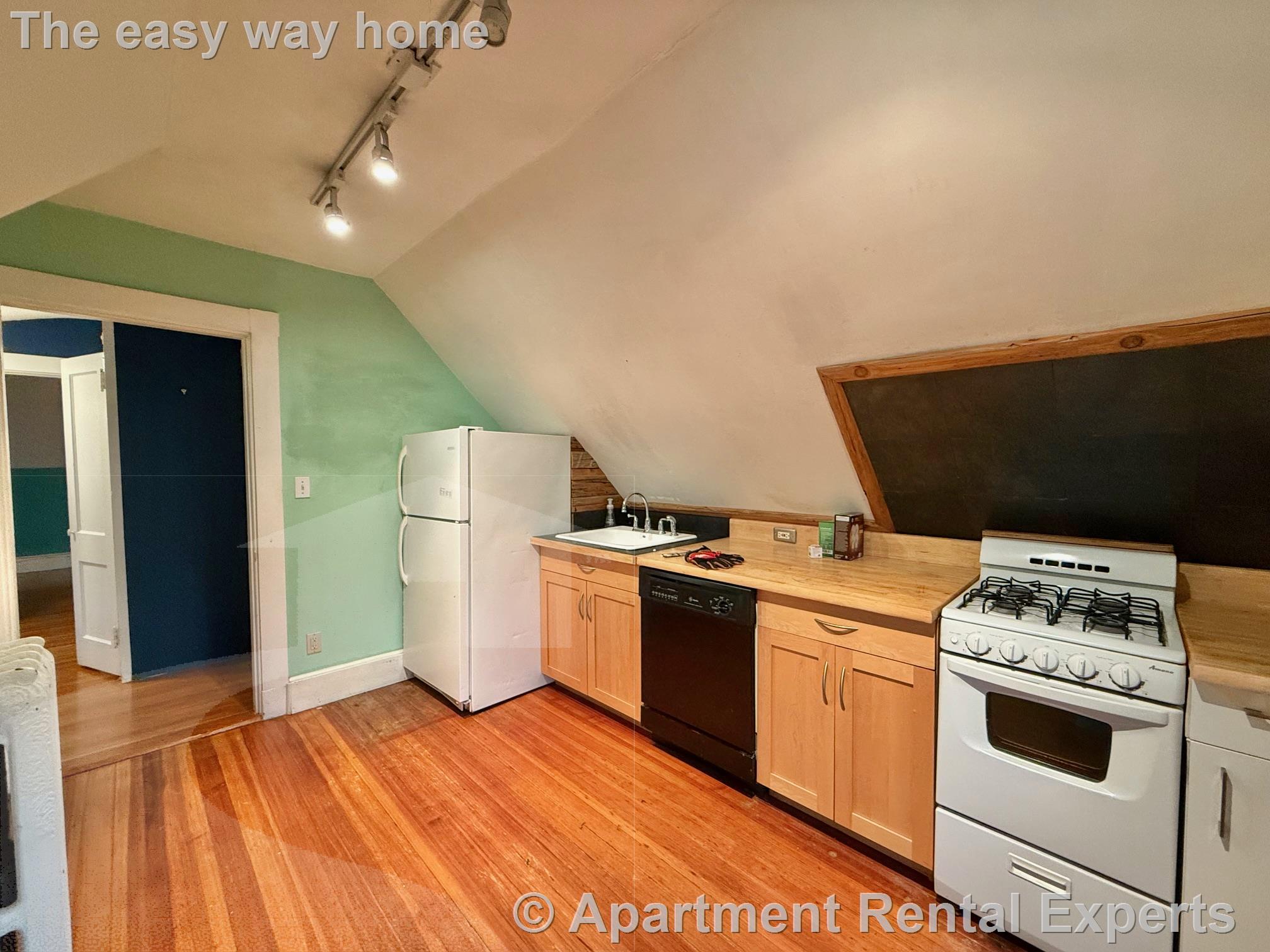 24 Central St, Spring Hill