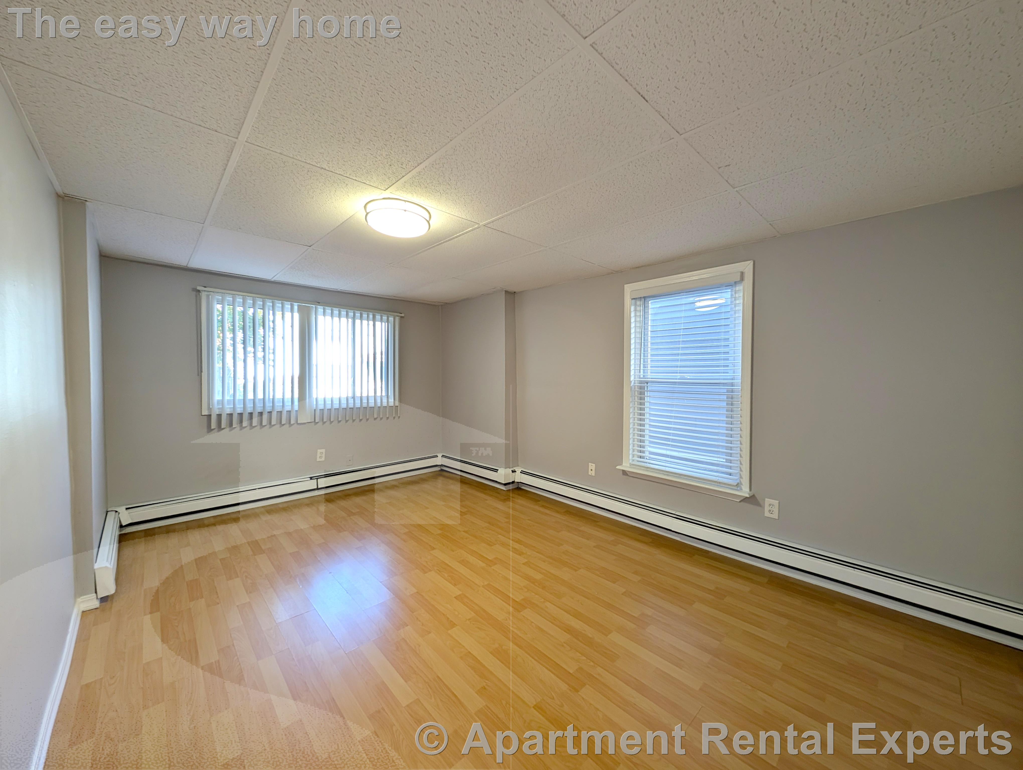 228 Western Ave, Central Square