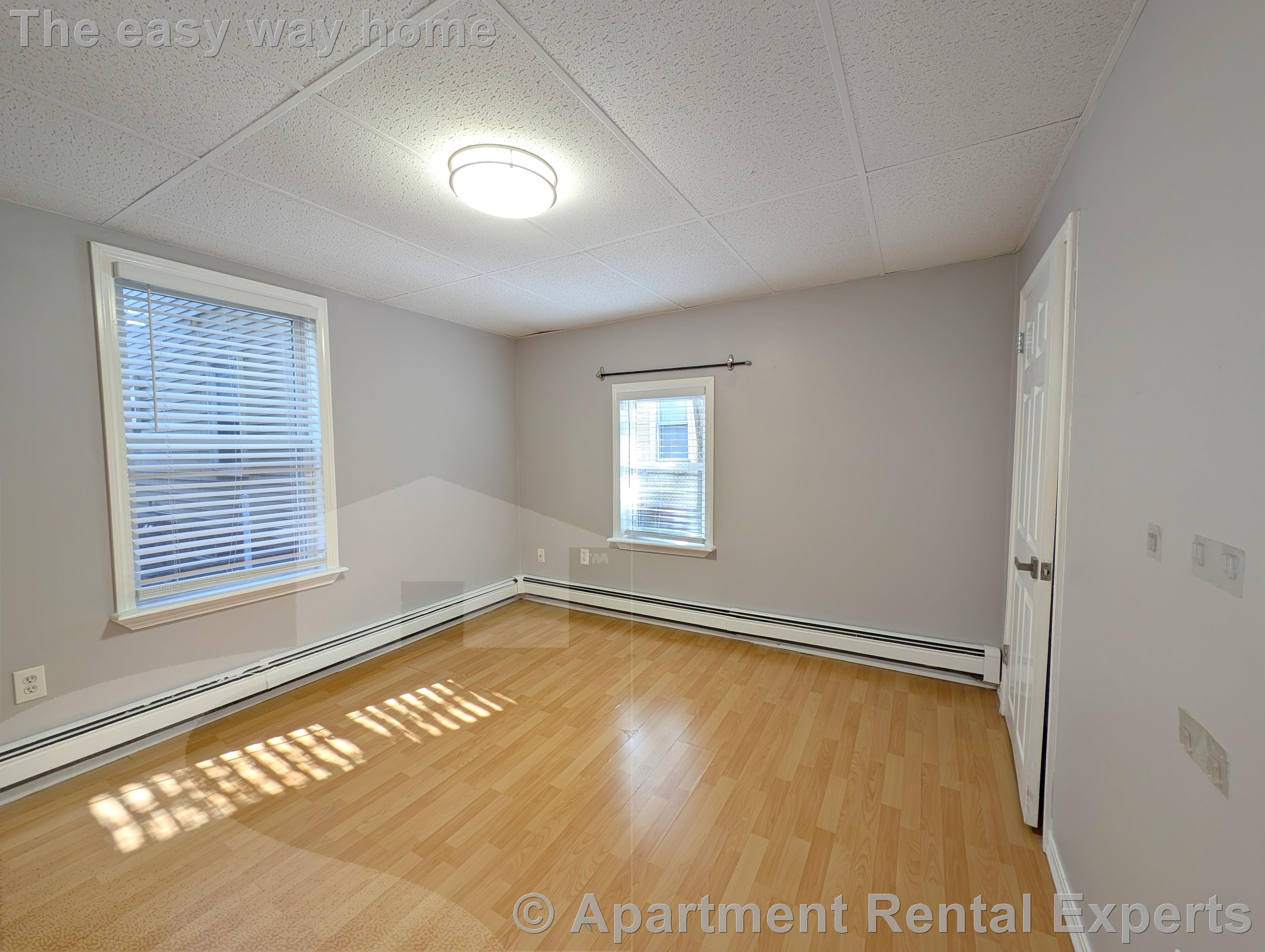 228 Western Ave, Central Square