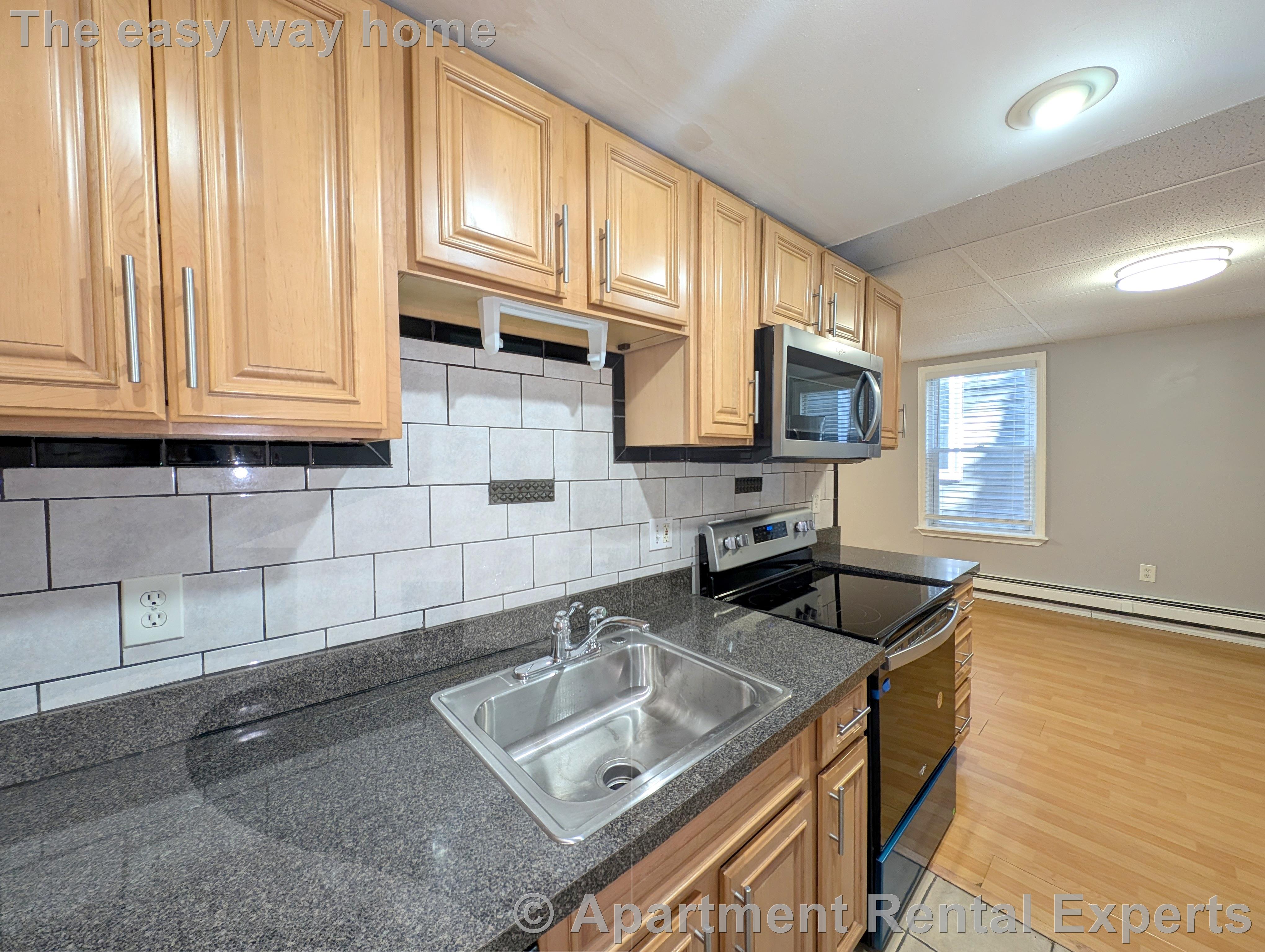 228 Western Ave, Central Square