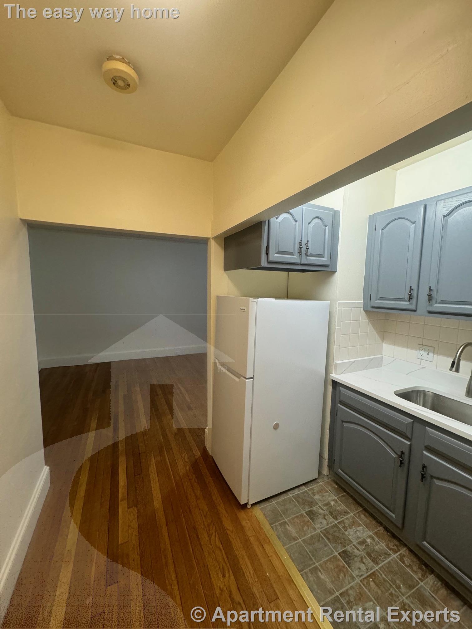 36 College Ave, Davis Square