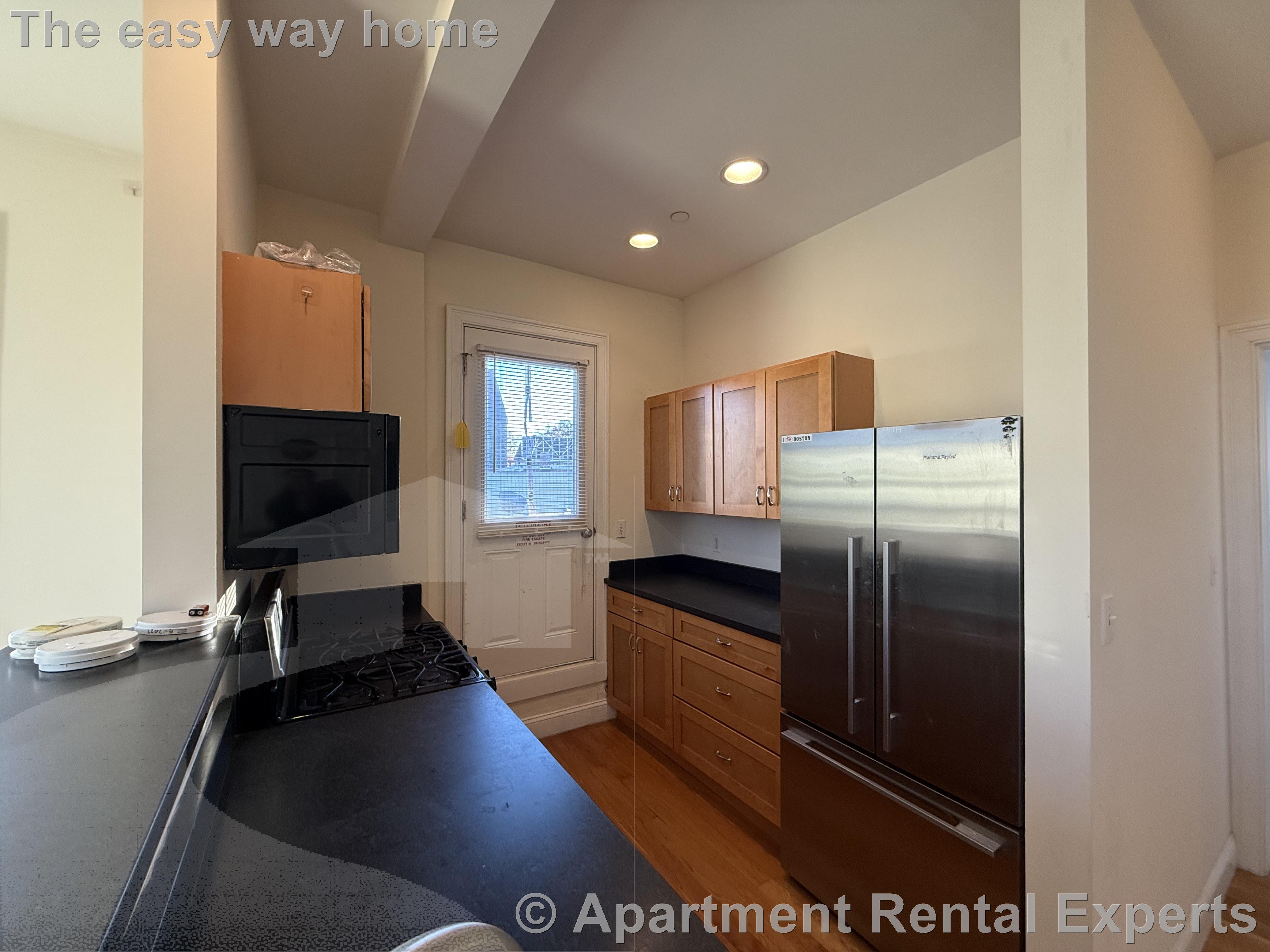 536 Cambridge, East Cambridge