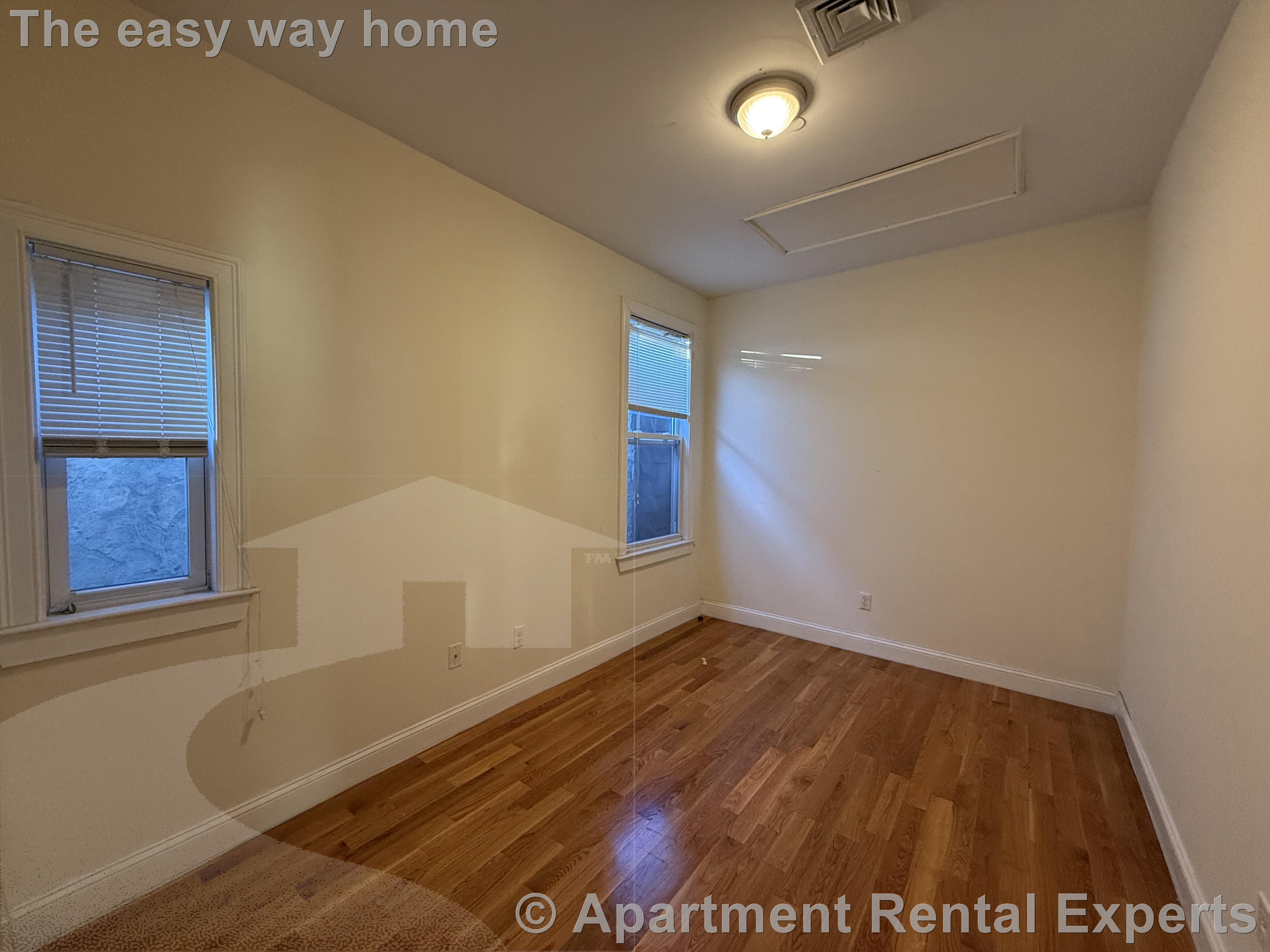 536 Cambridge, East Cambridge