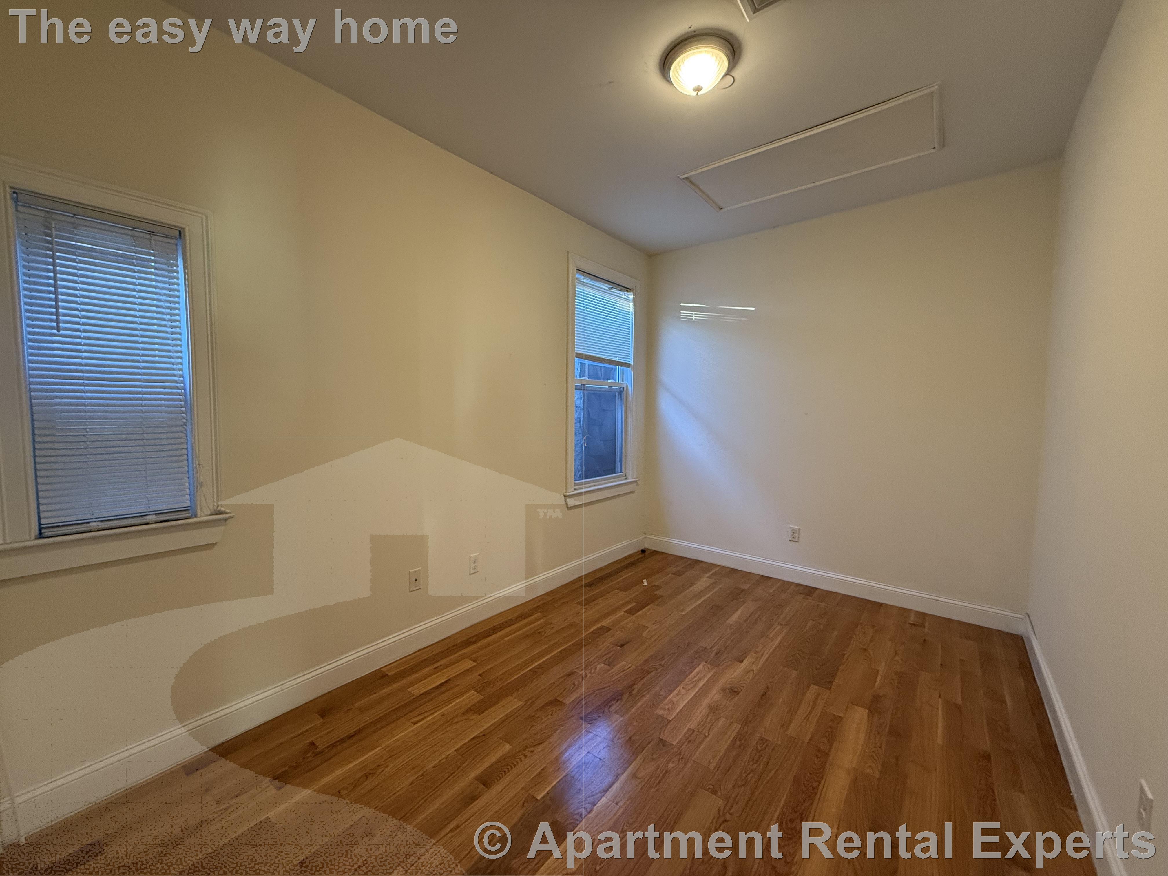 536 Cambridge, East Cambridge