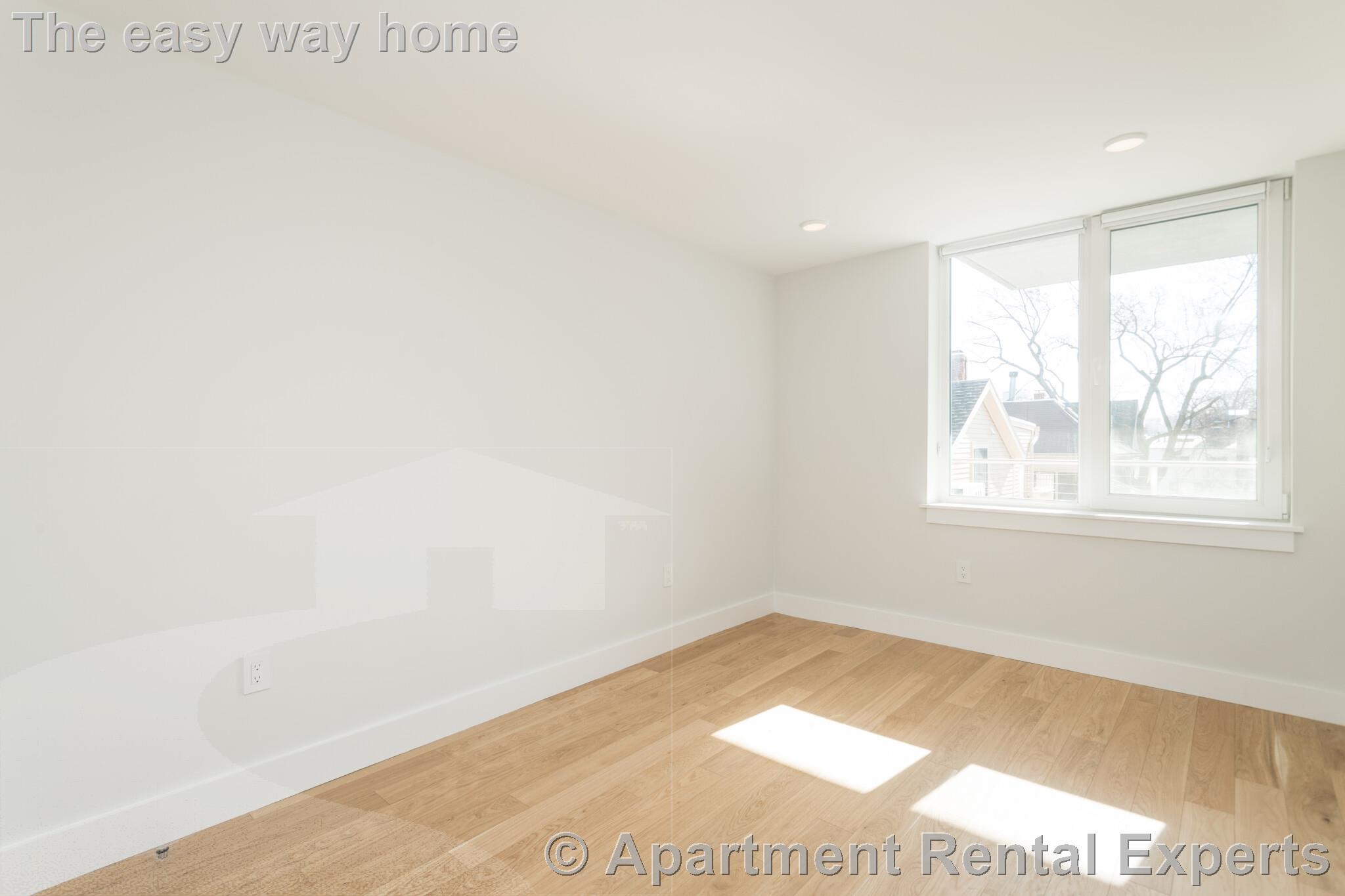 334 Harvard St, Harvard Square