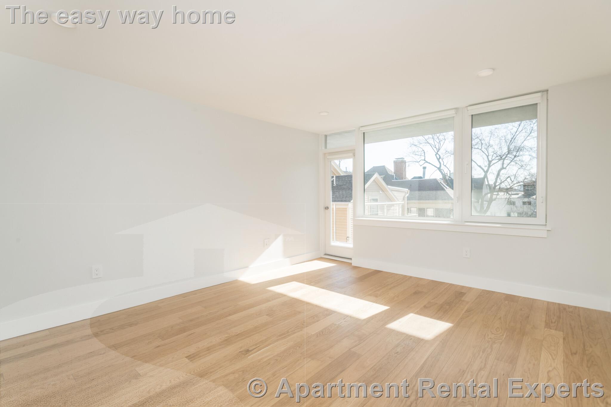 334 Harvard St, Harvard Square