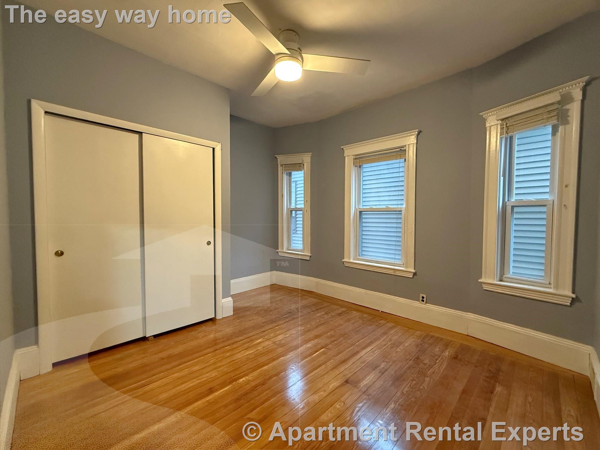 27 Warner St, Davis Square