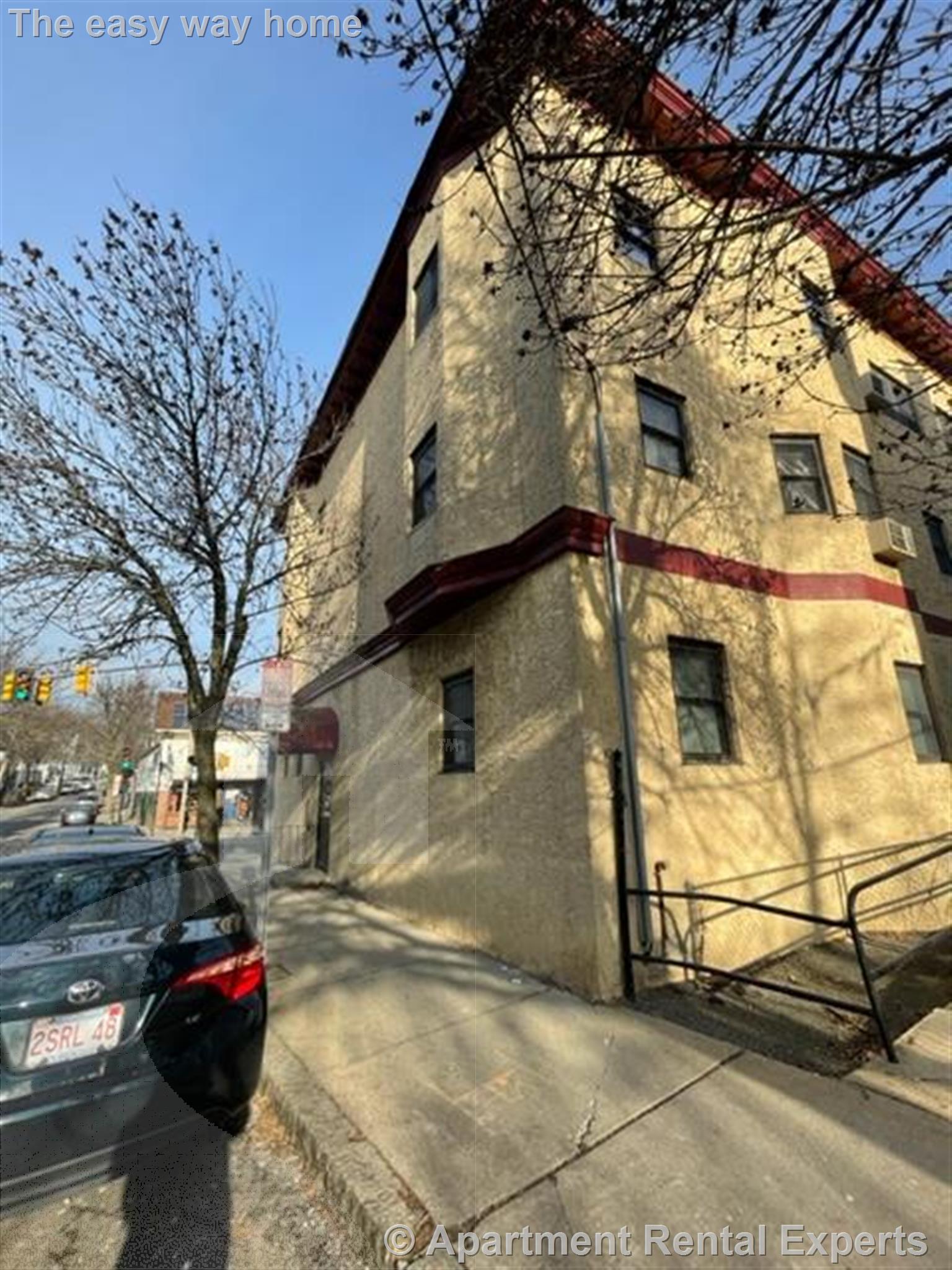 111 Walnut St, Winter Hill