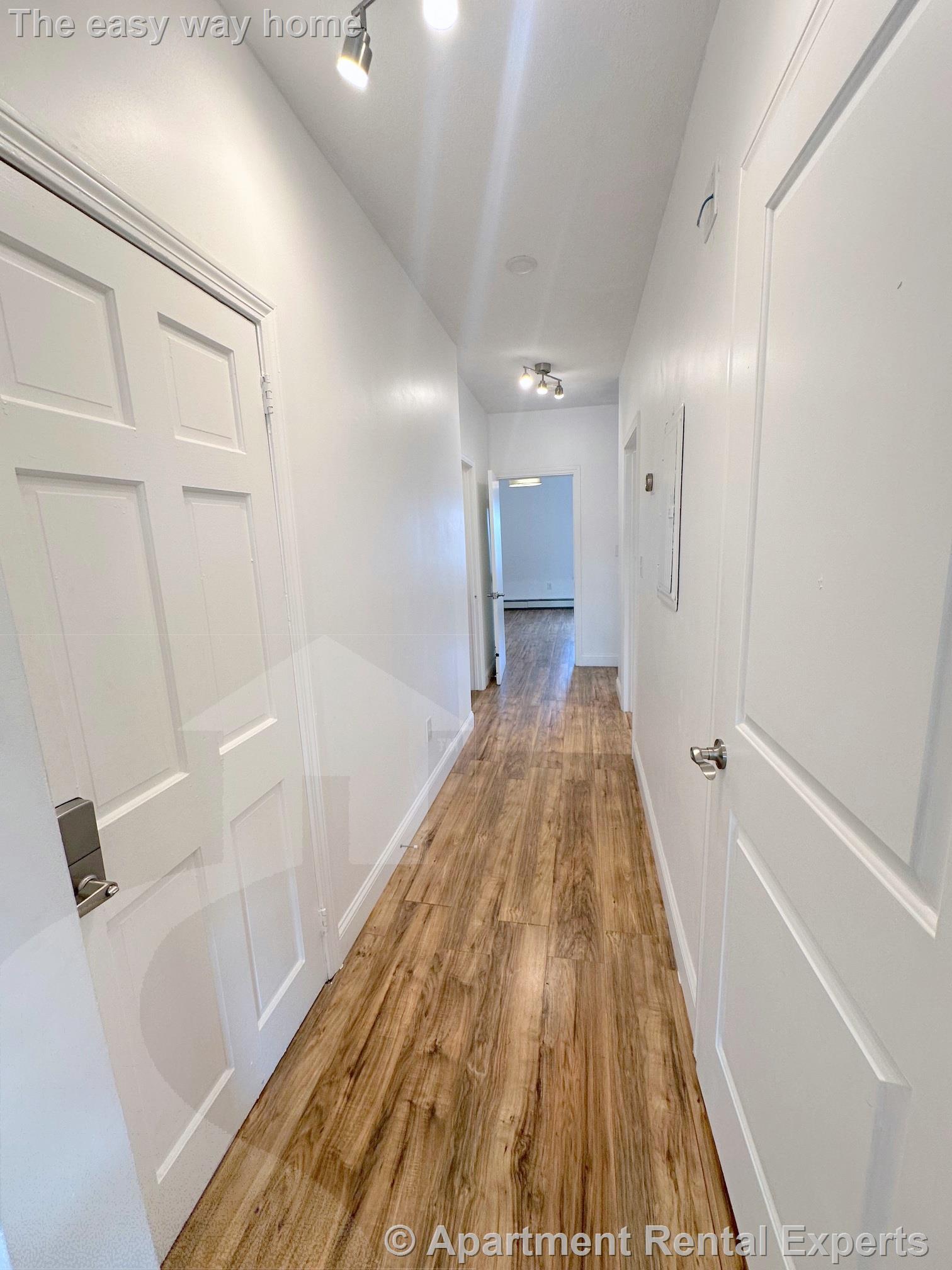 104 Thorndike St, East Cambridge