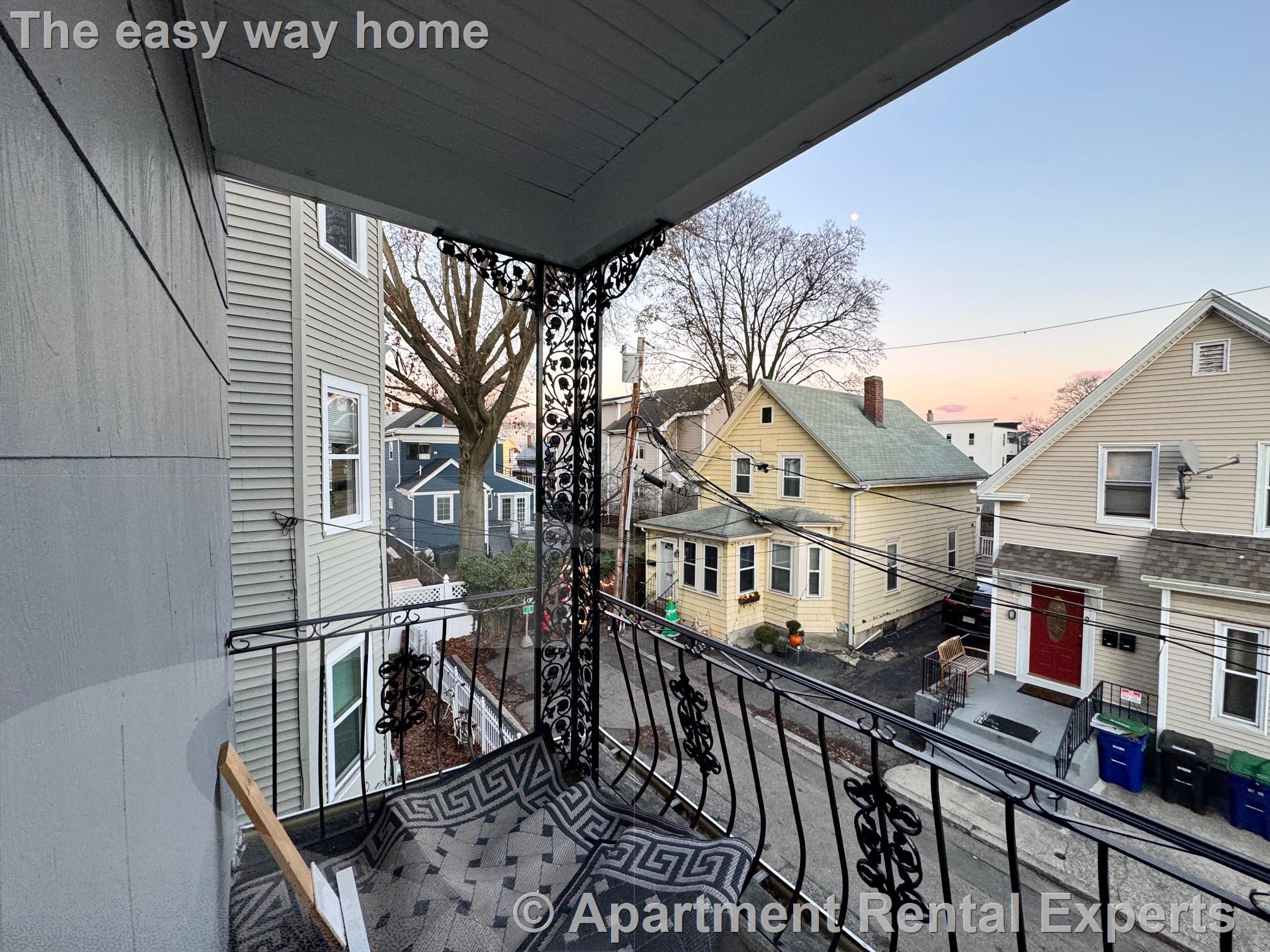 10 Pearl St Pl, Sullivan Square