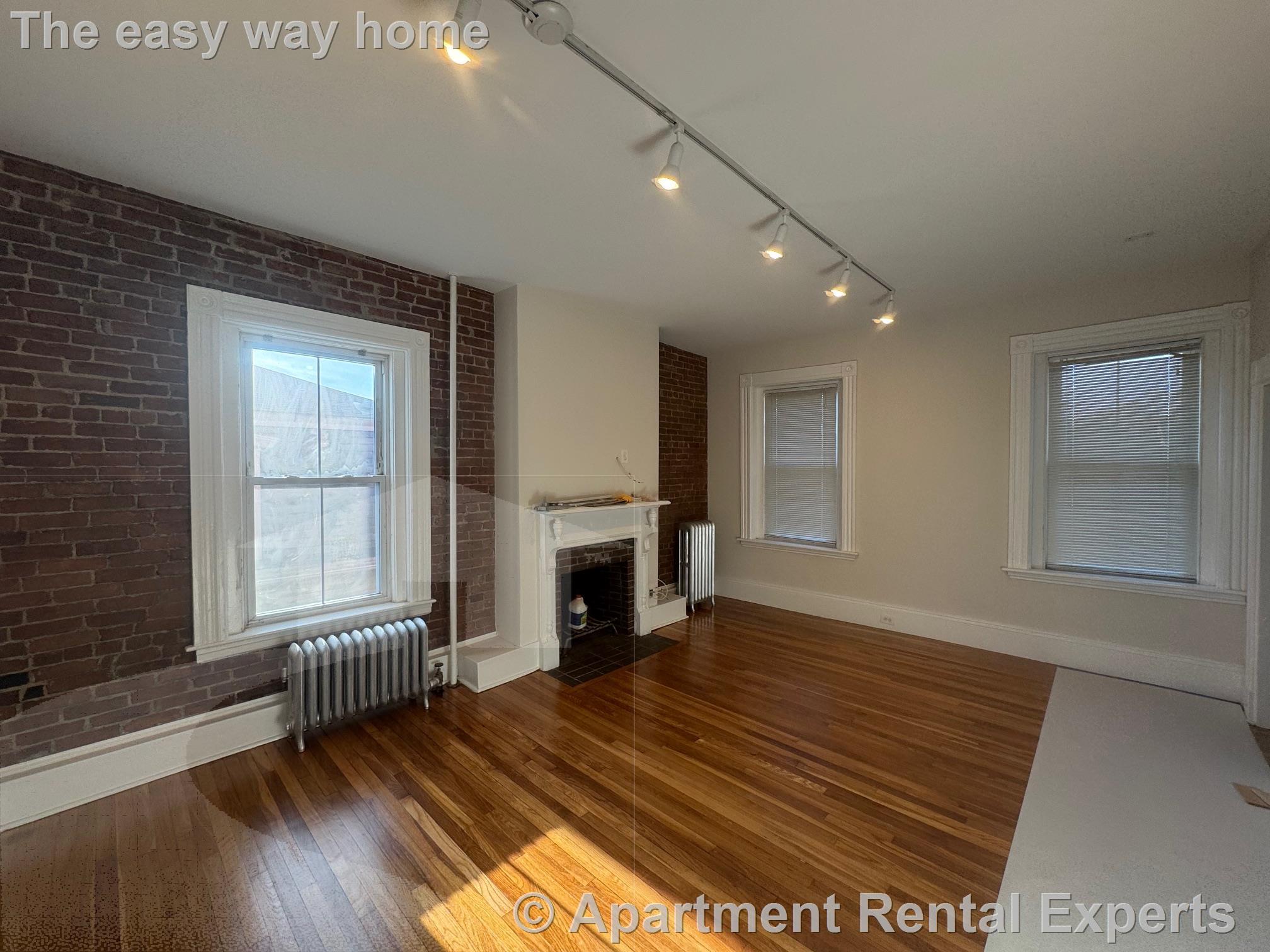 35 Laurel St, Spring Hill