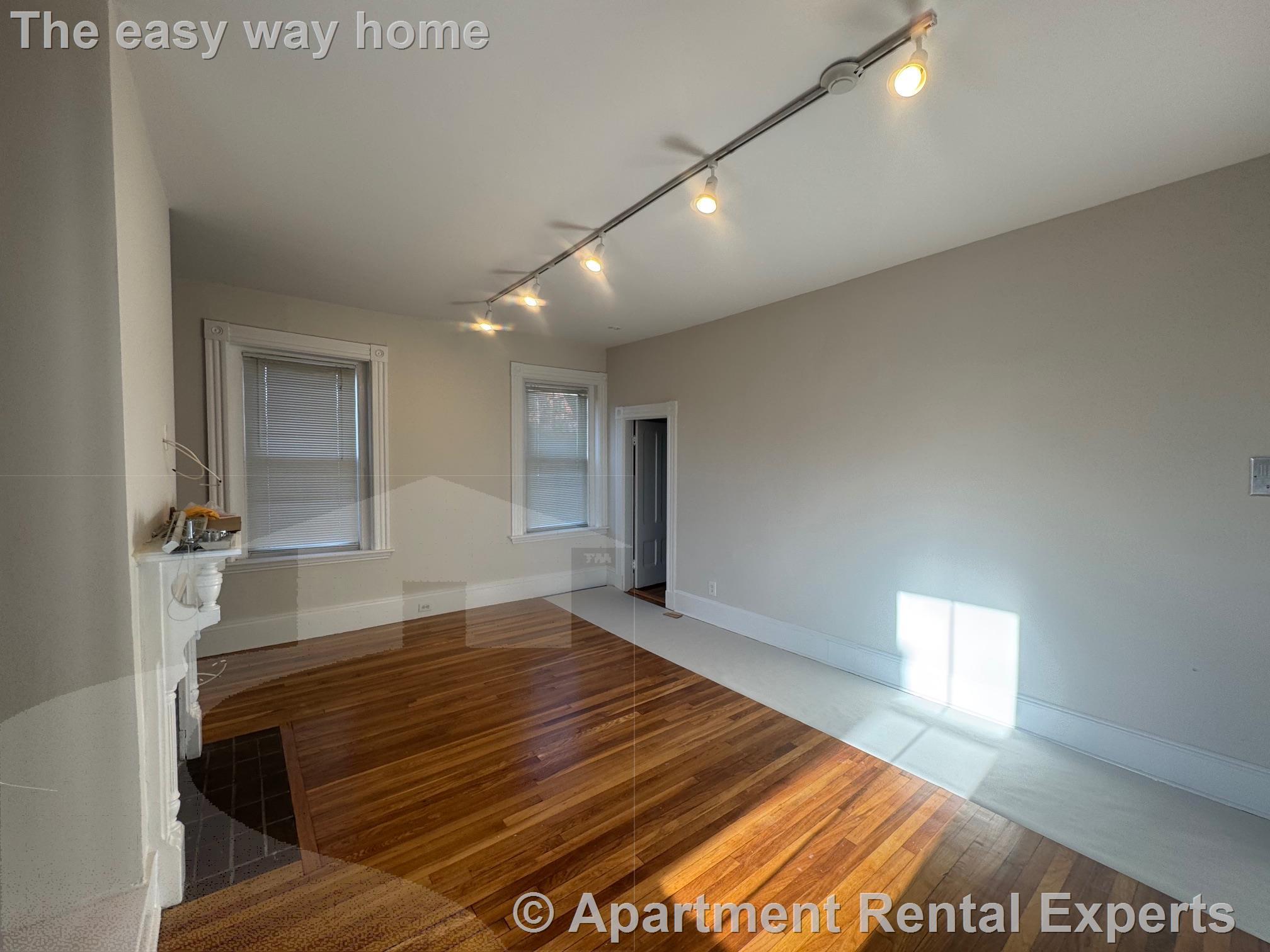 35 Laurel St, Spring Hill