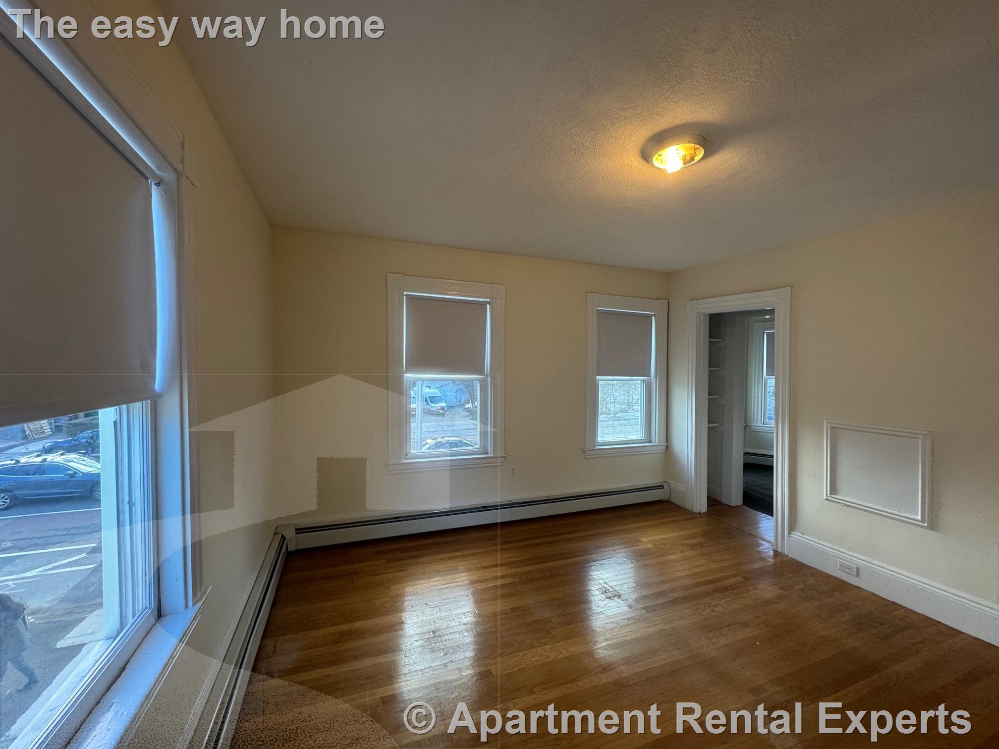 2575 Massachusetts Ave, North Cambridge