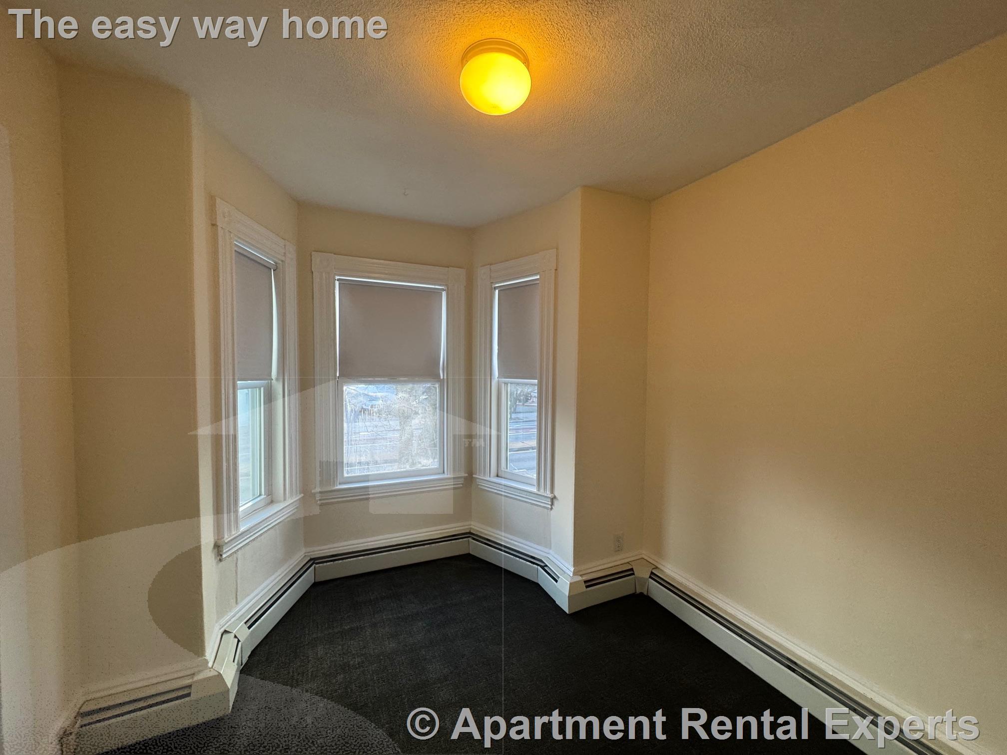 2575 Massachusetts Ave, North Cambridge