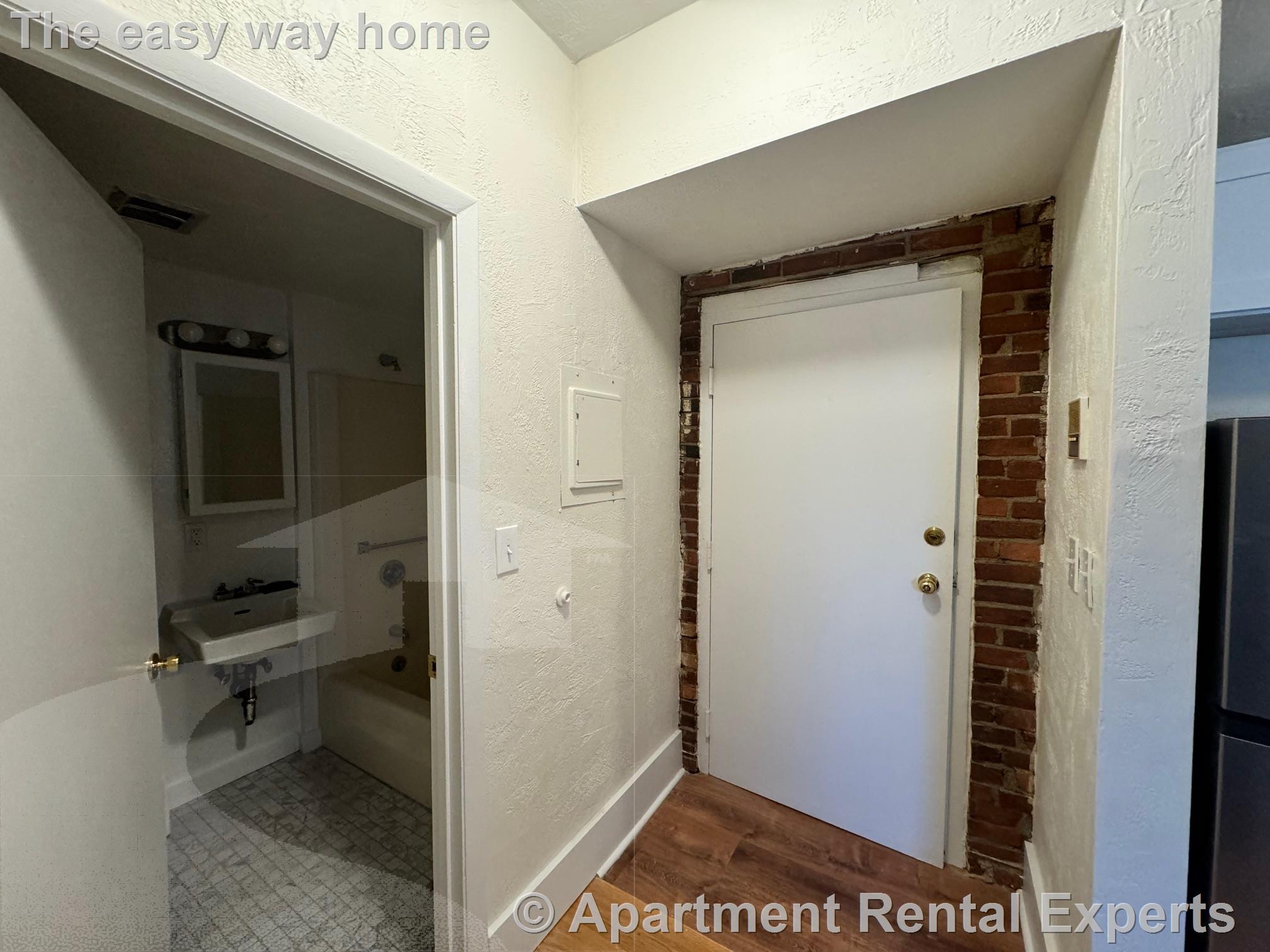 111 Walnut St, Winter Hill