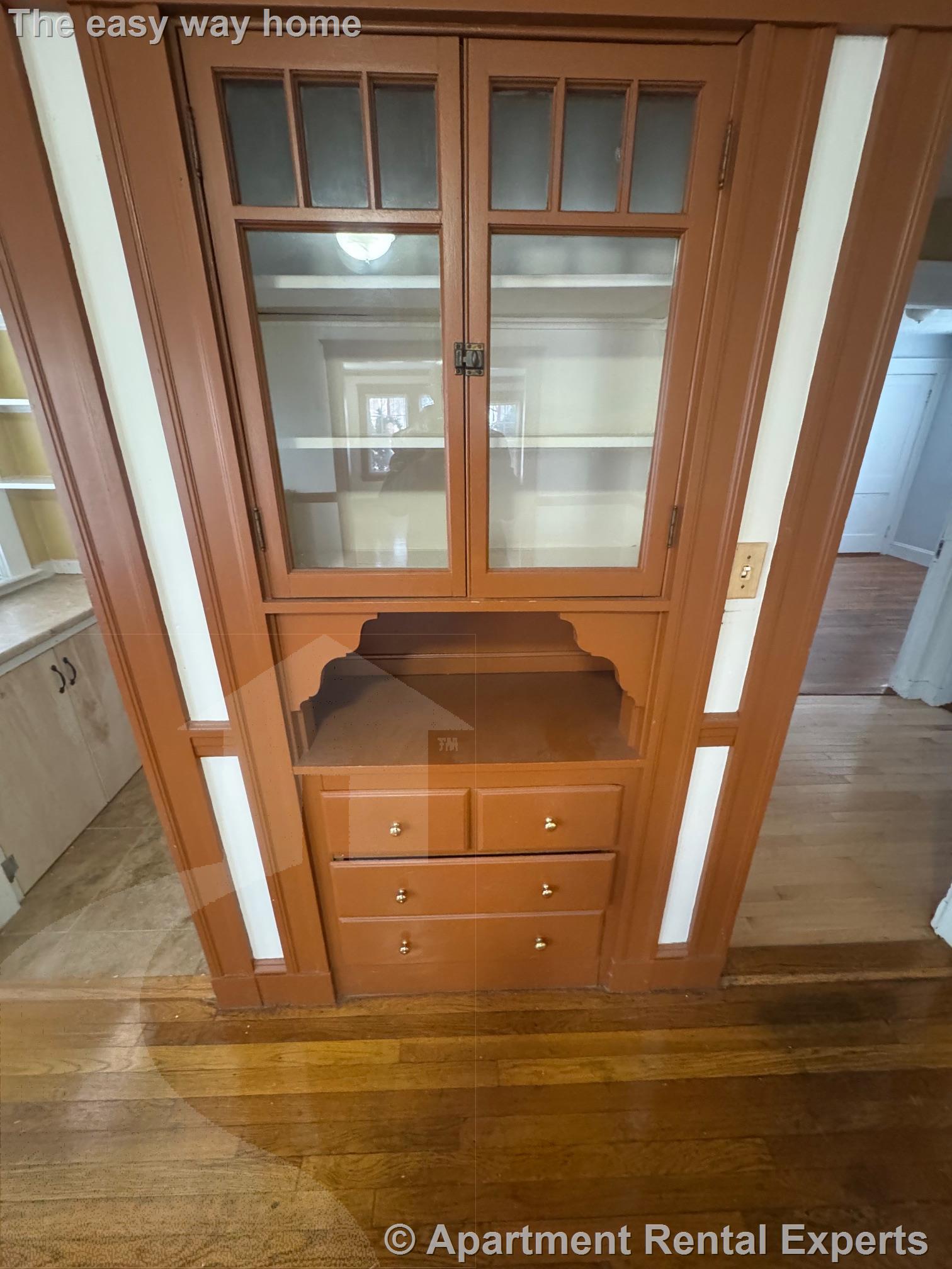 67 Sharon St, West Medford