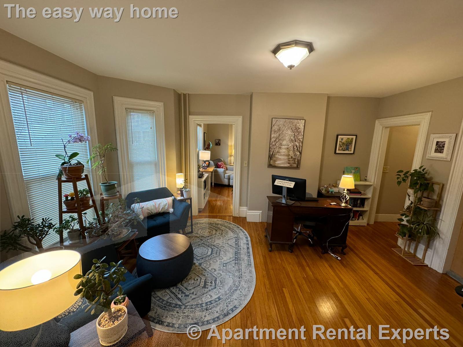 8 Meacham Rd, Davis Square