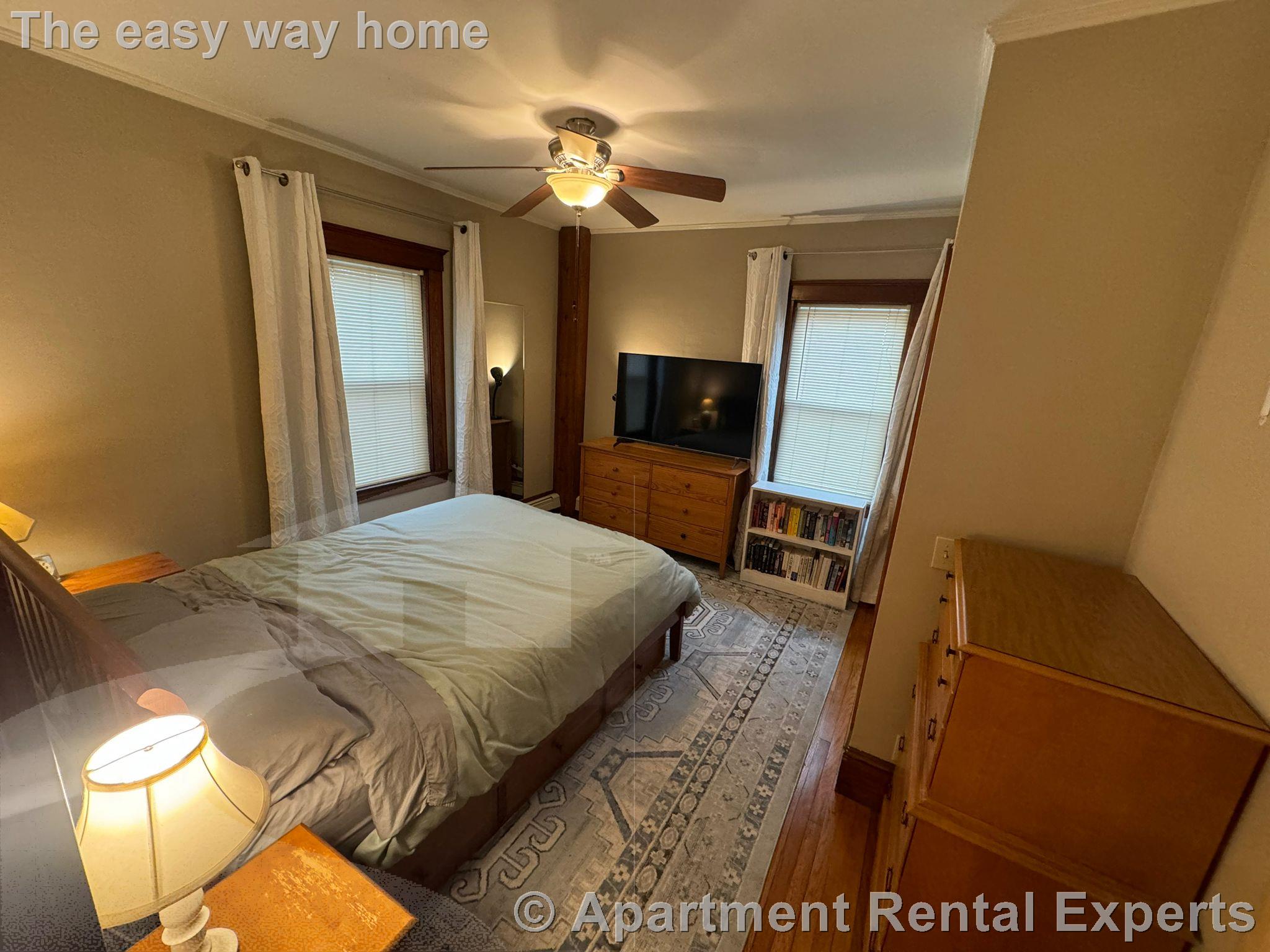 8 Meacham Rd, Davis Square