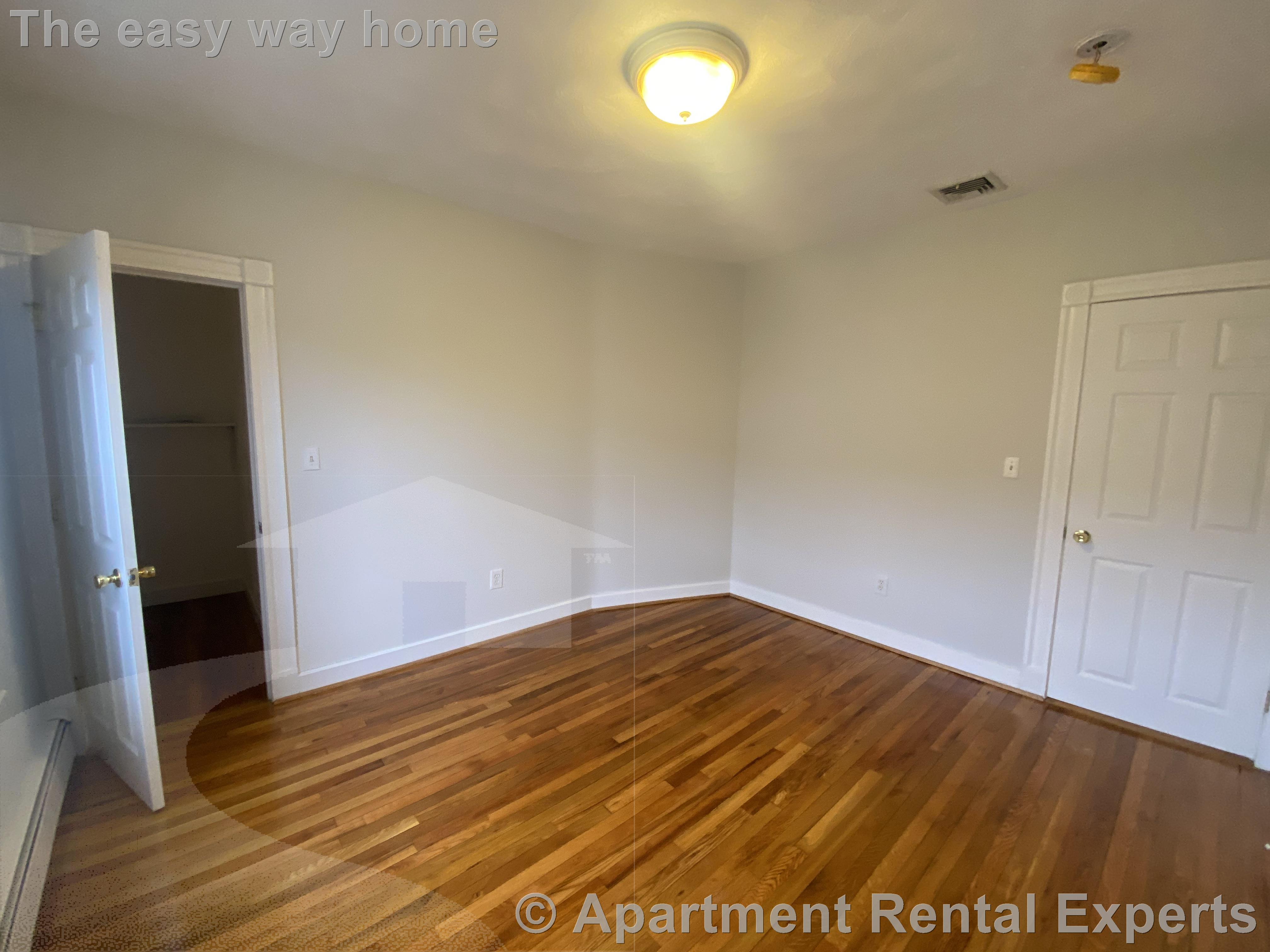 155 Winthrop St, Tufts