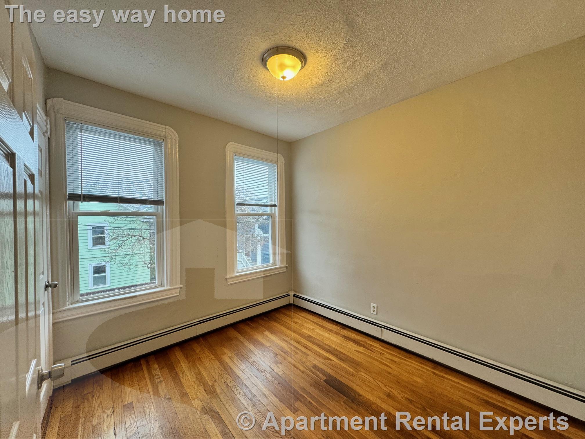 503 Franklin St, Central Square